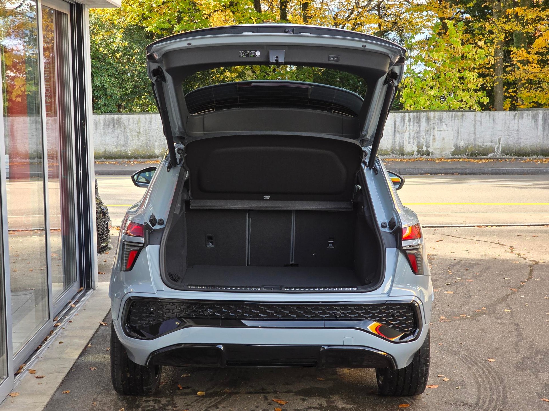 AUDI Q3 SUV TFSI quattro 195 kW S tronic-image-5