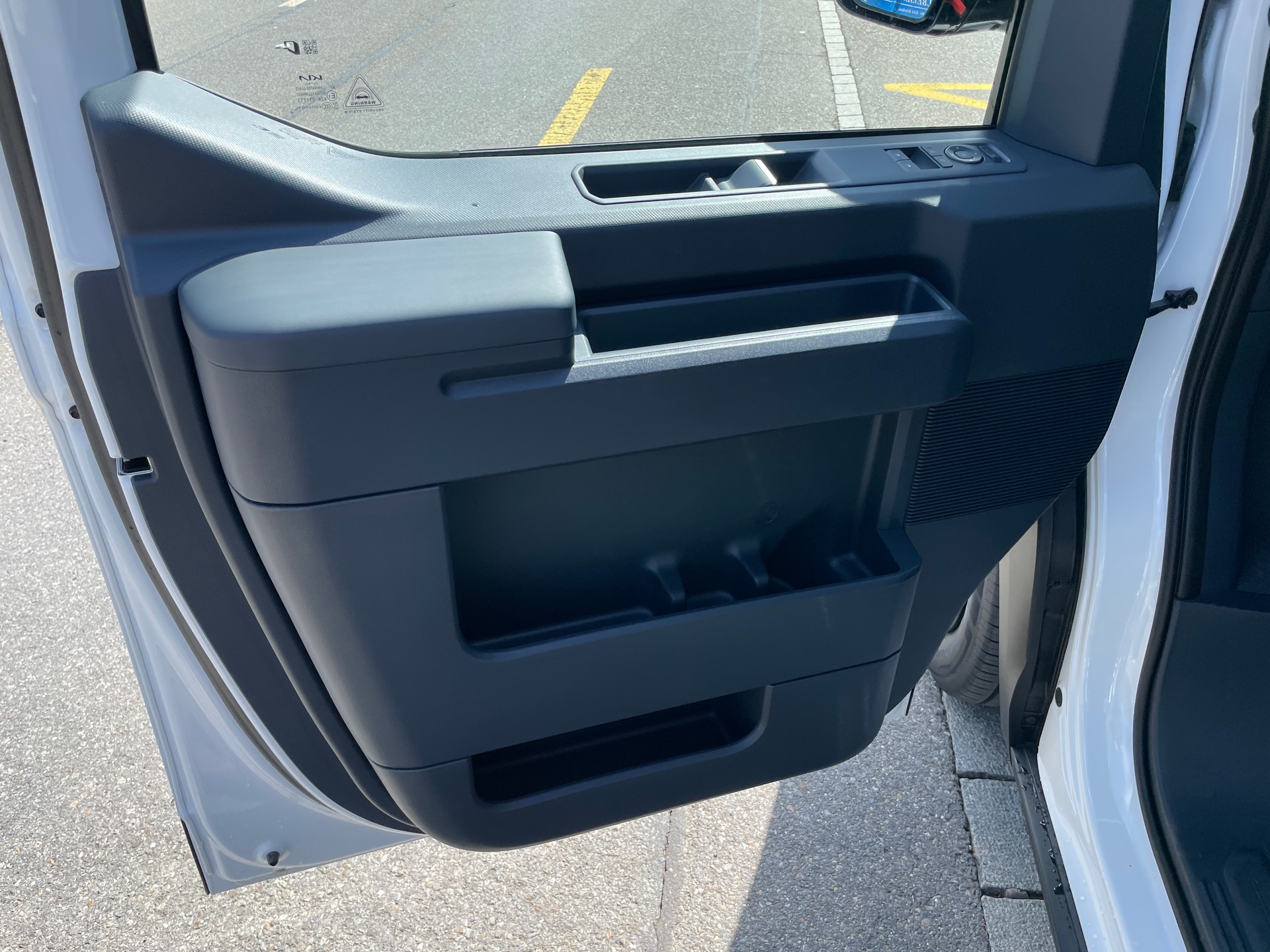 KIA PV5 Cargo 71.2 kWh Elite, 2-Schiebetüren, Wärmepumpe-image-15