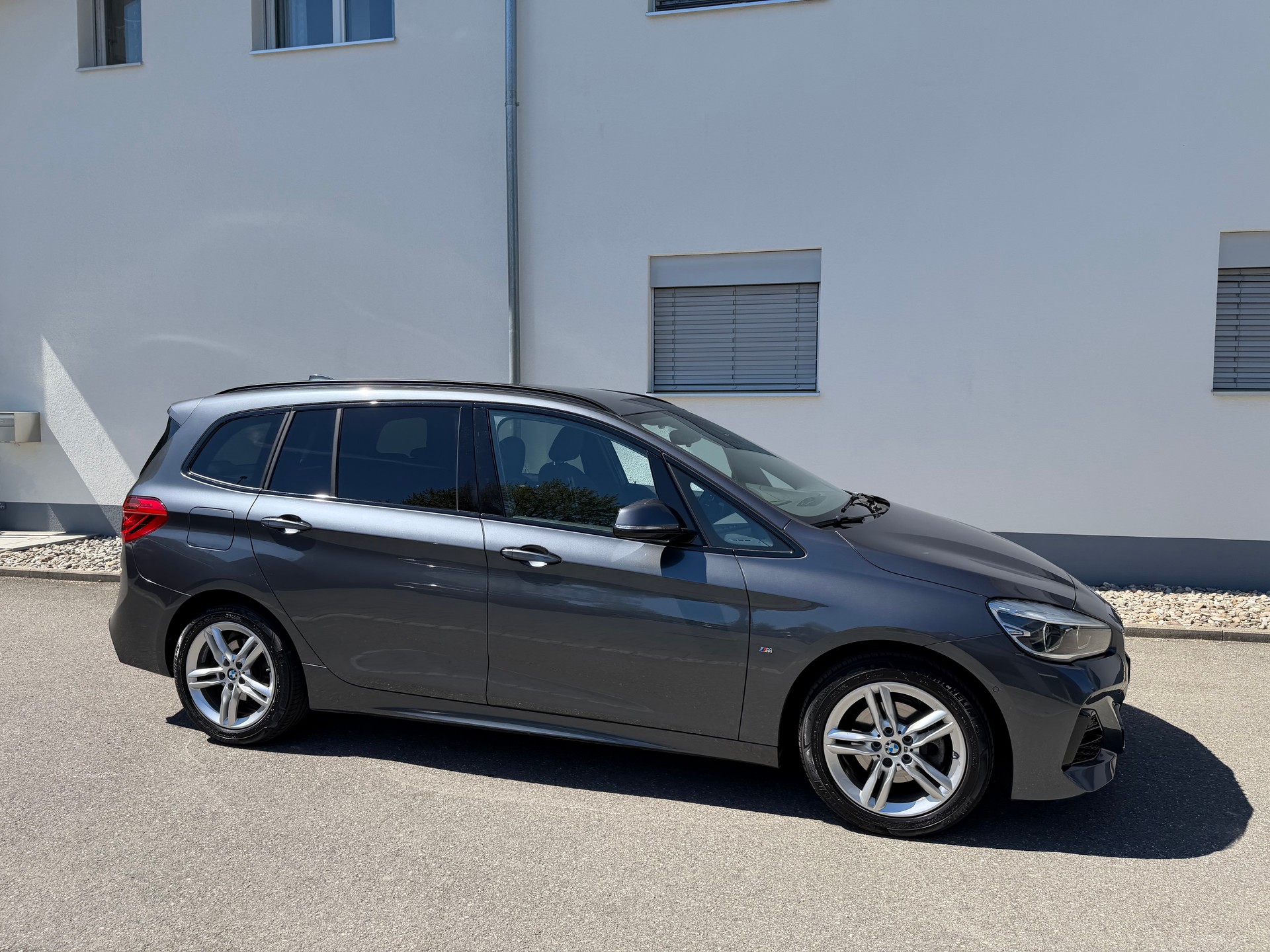 BMW 216i Gran Tourer M Sport-showroom-element-3