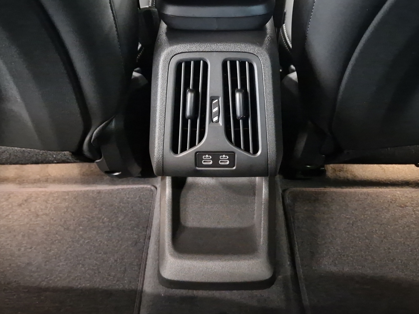 BMW X1 xDrive 25e M Sport-image-15