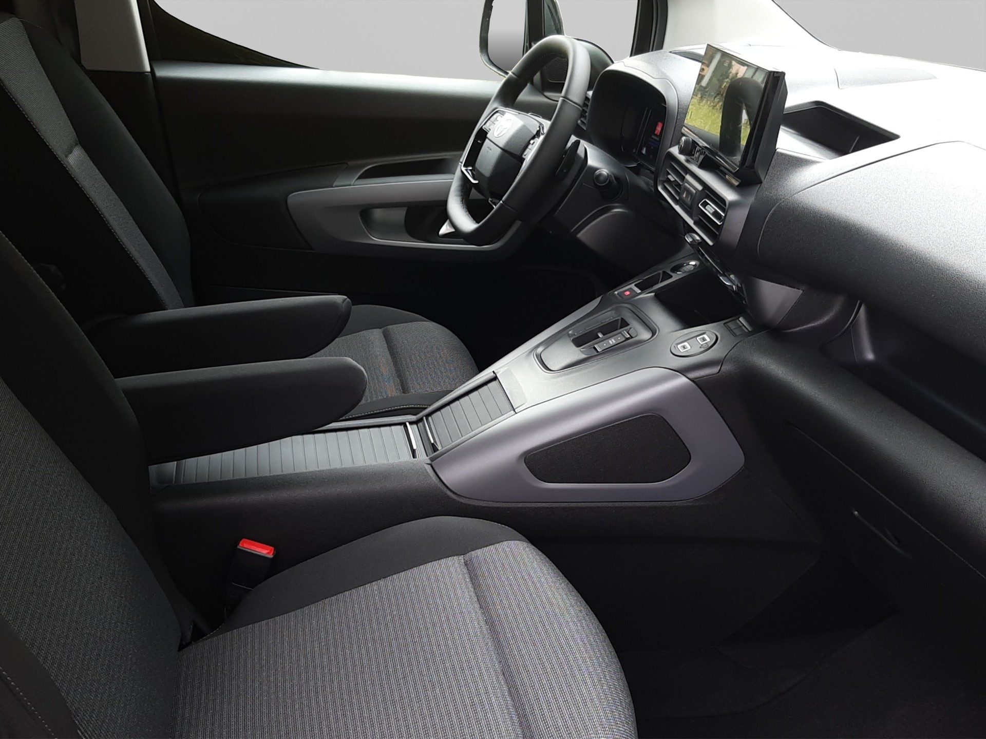 TOYOTA Proace City Verso L2 1.5 HDi 130 Trend-image-15