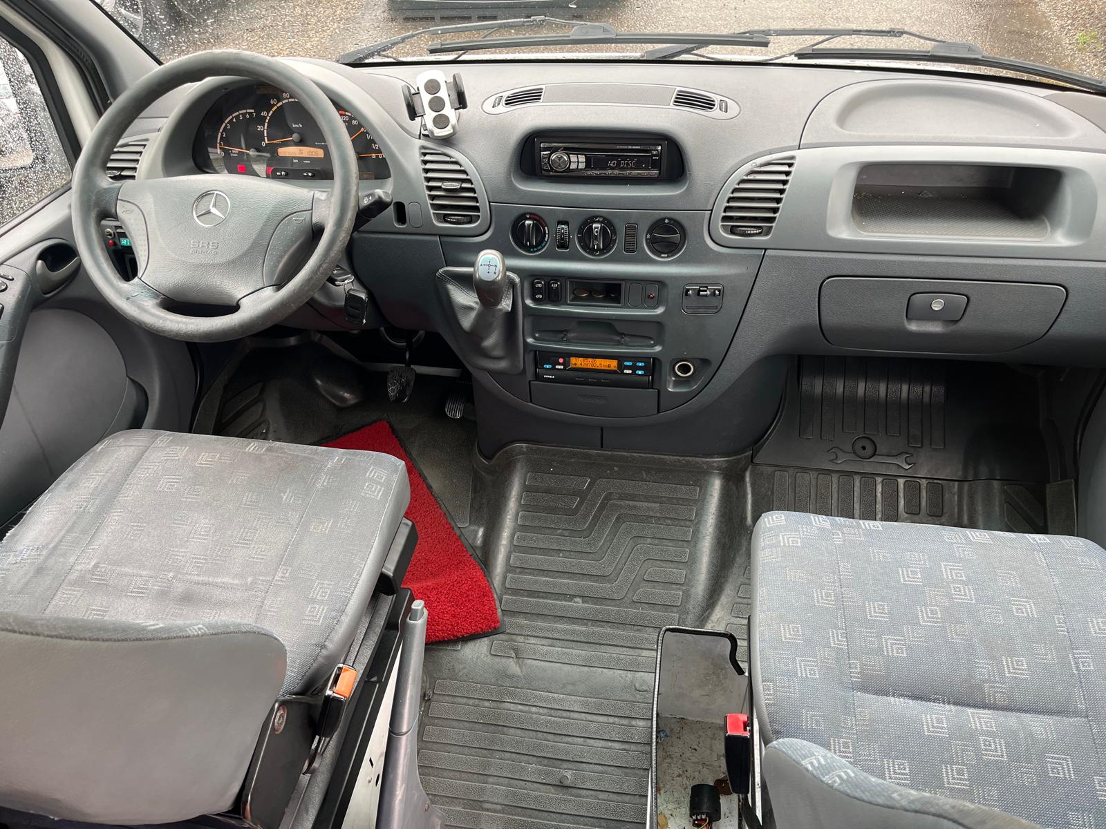 MERCEDES-BENZ Sprinter 313 CDI-image-8