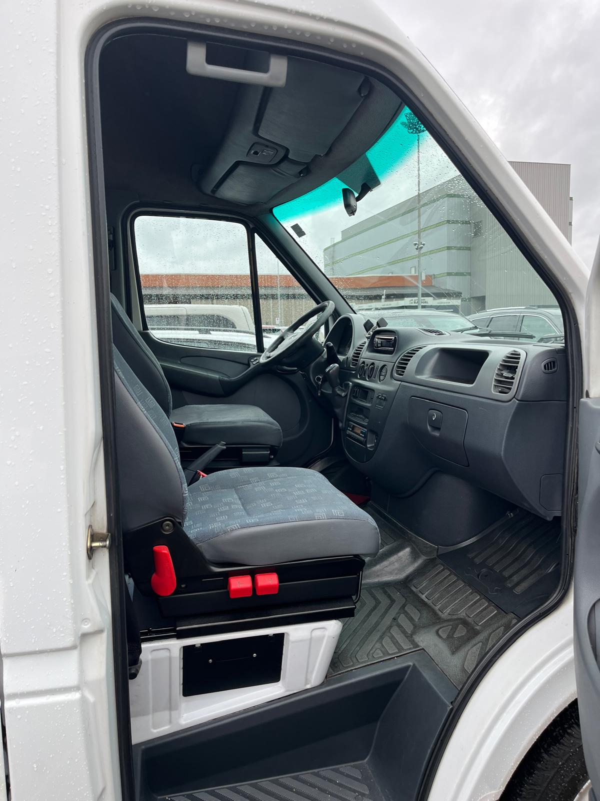 MERCEDES-BENZ Sprinter 313 CDI-image-9