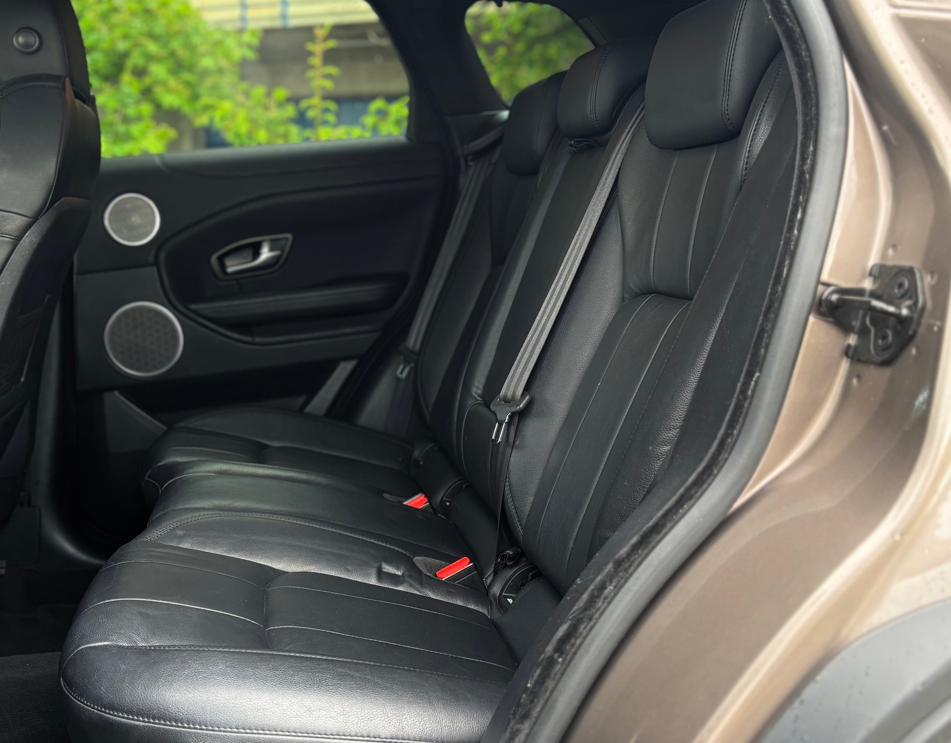 LAND ROVER Range Rover Evoque 2.0 Si4 SE Advantage AT9-image-6