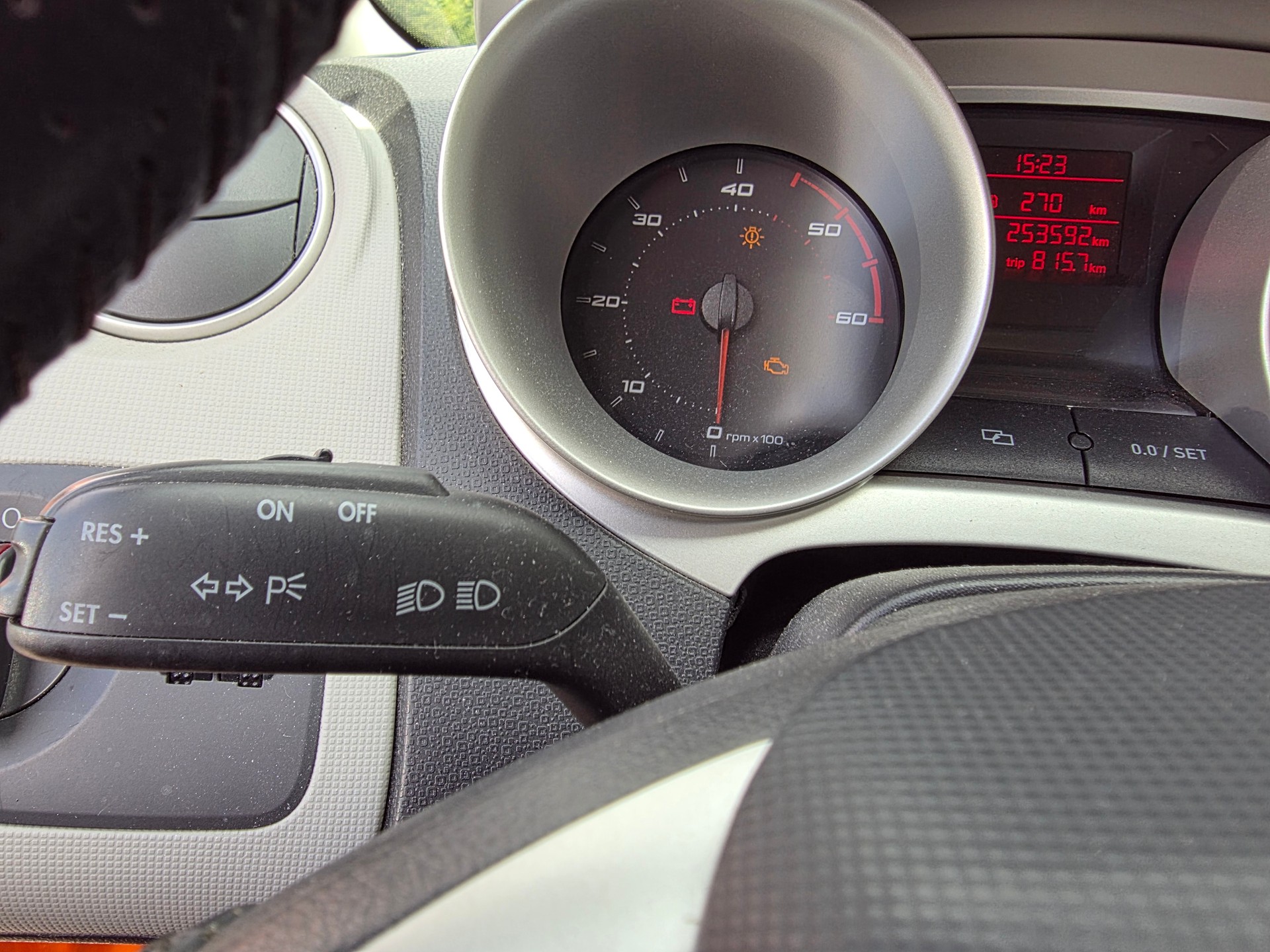 SEAT Ibiza 1.9 TDI Sport-image-13