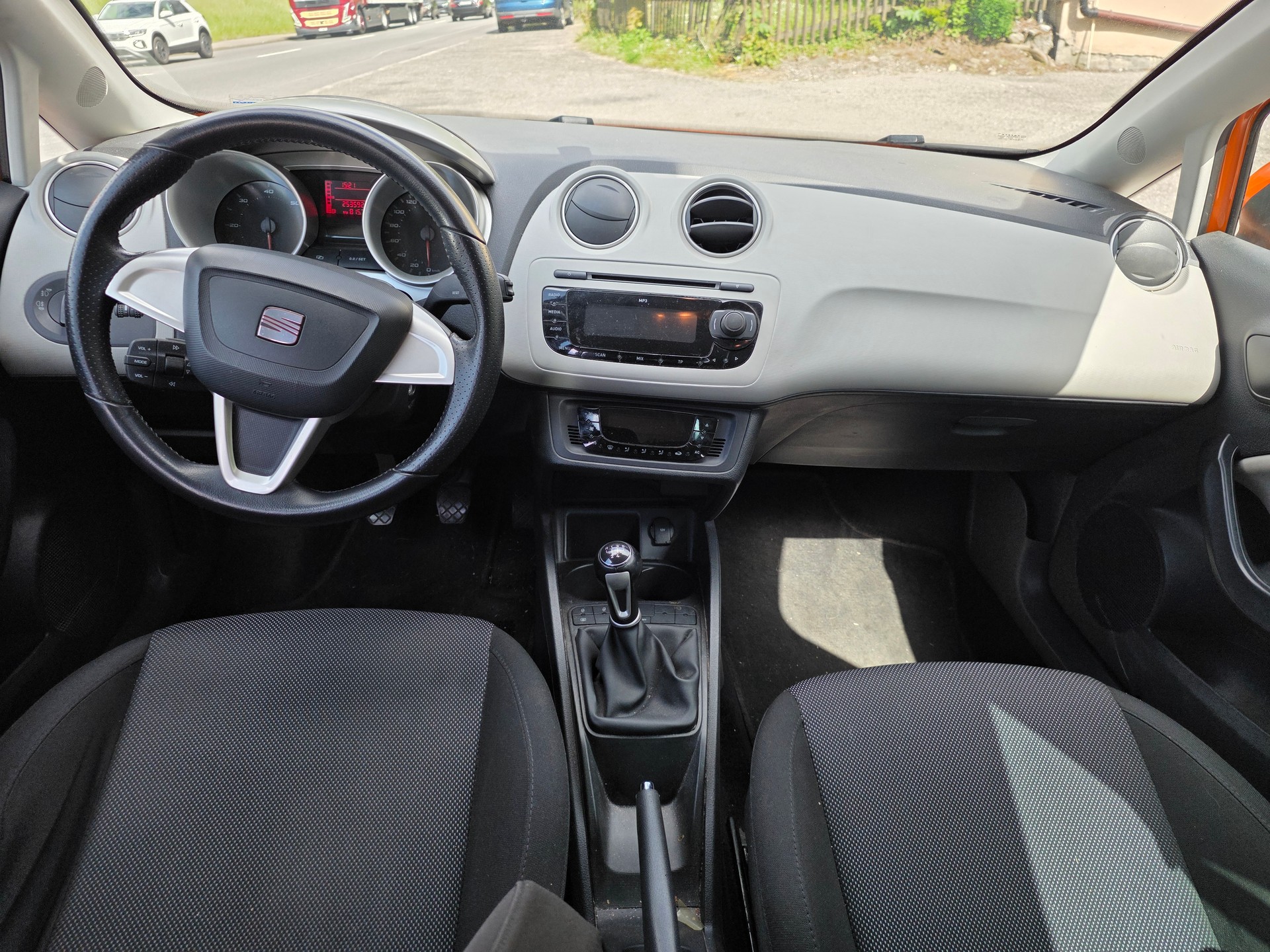 SEAT Ibiza 1.9 TDI Sport-image-8