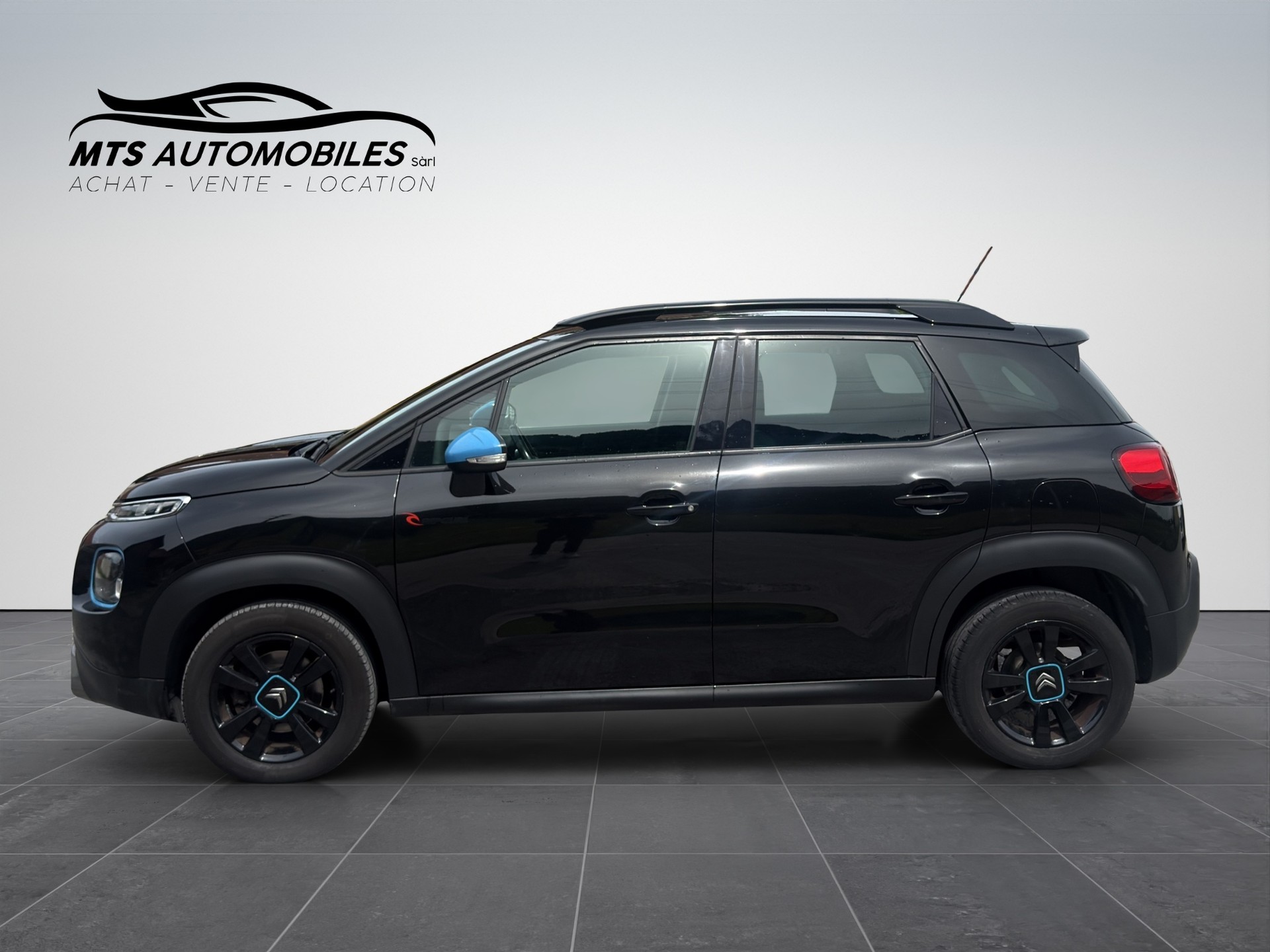 CITROEN C3 Aircross 1.2i PureTech Rip Curl EAT-image-2