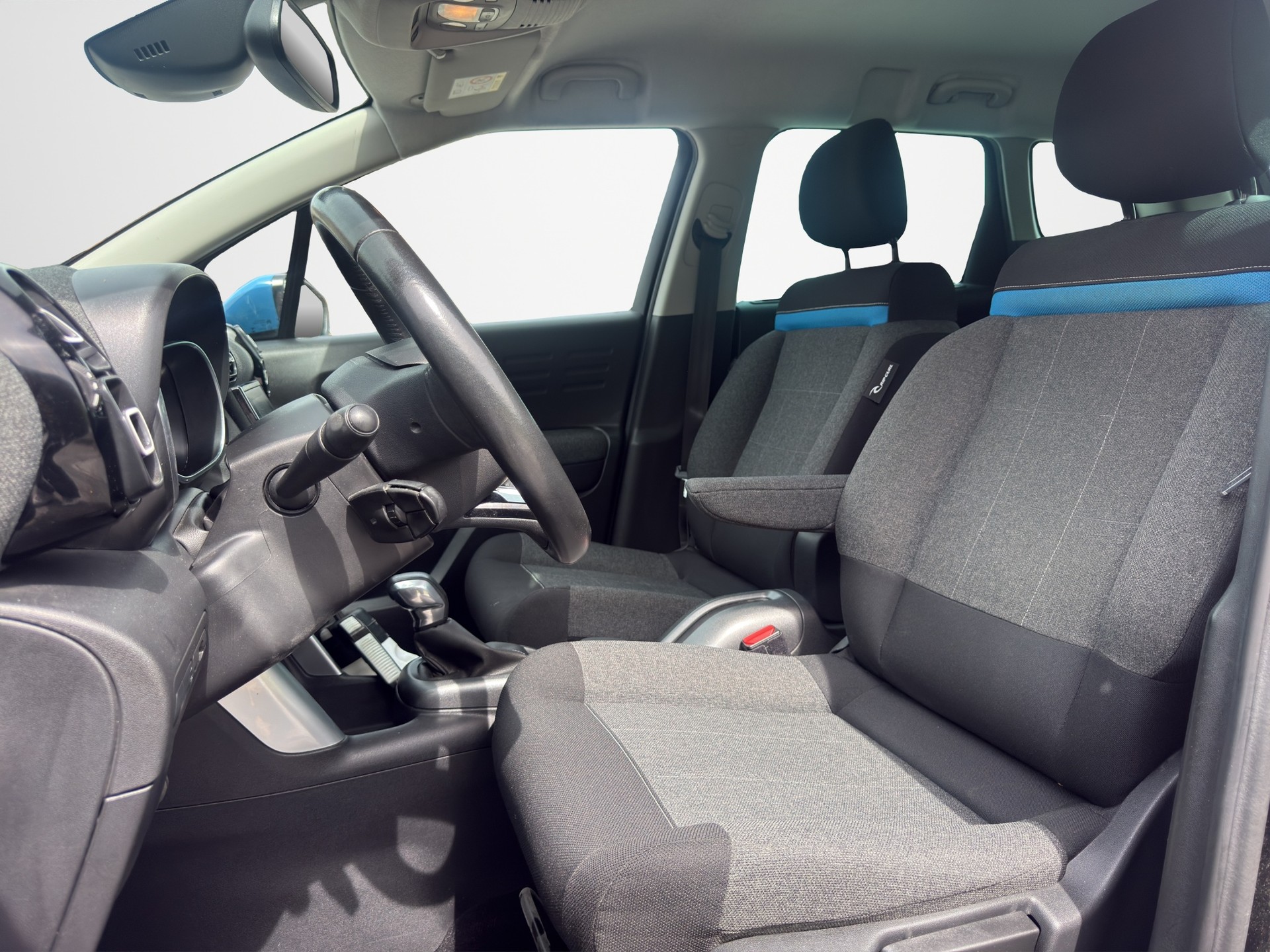CITROEN C3 Aircross 1.2i PureTech Rip Curl EAT-image-8