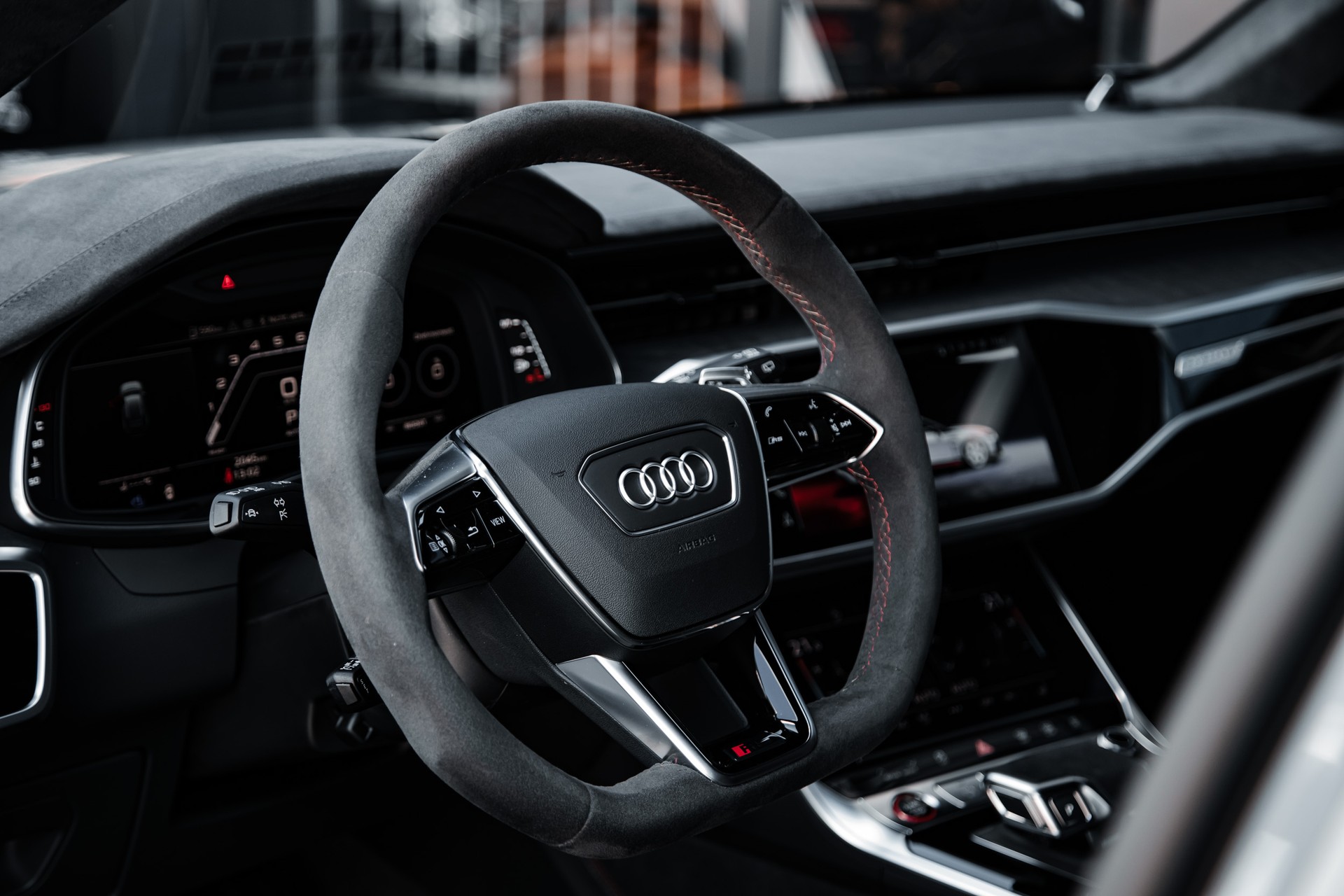 AUDI RS6 Avant GT 4.0 TFS quattro 1 of 660-image-12