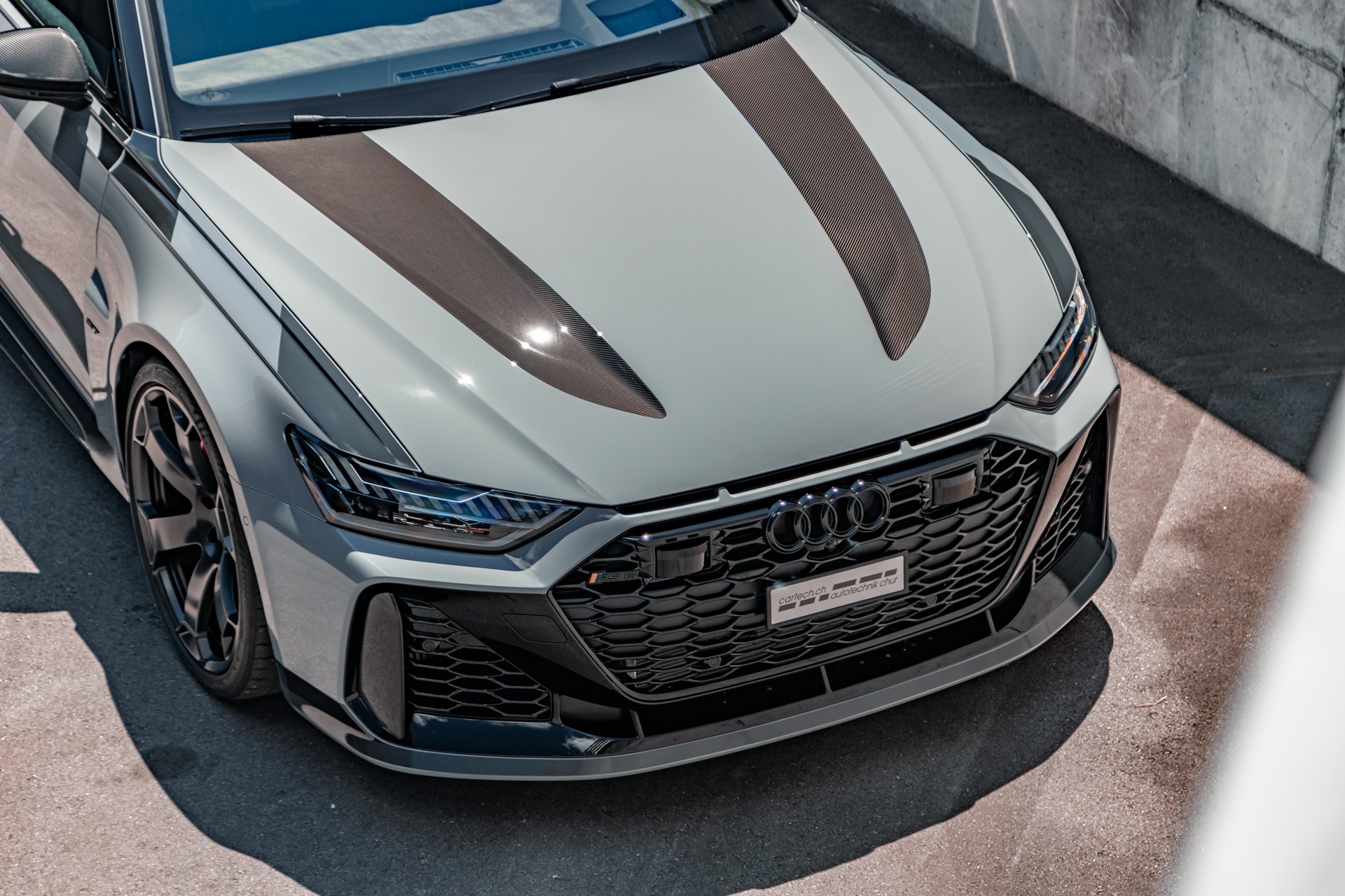 AUDI RS6 Avant GT 4.0 TFS quattro 1 of 660-image-5
