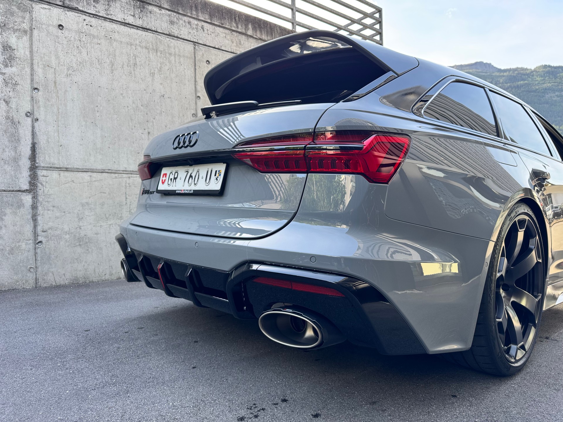 AUDI RS6 Avant GT 4.0 TFS quattro 1 of 660-image-27
