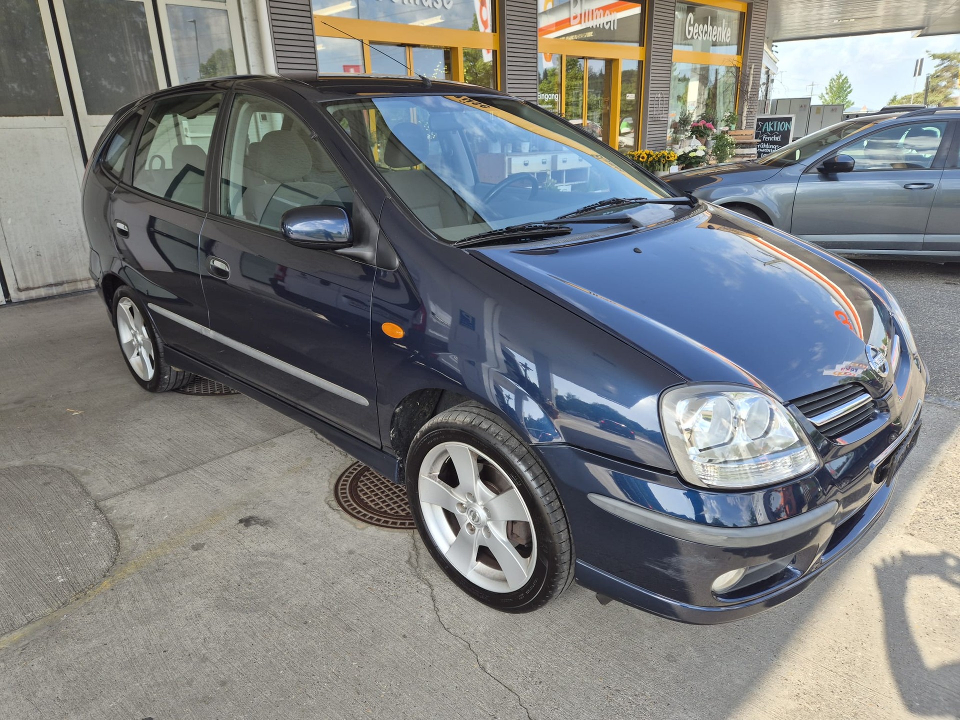 NISSAN Almera Tino 1.8 16V business-image-3