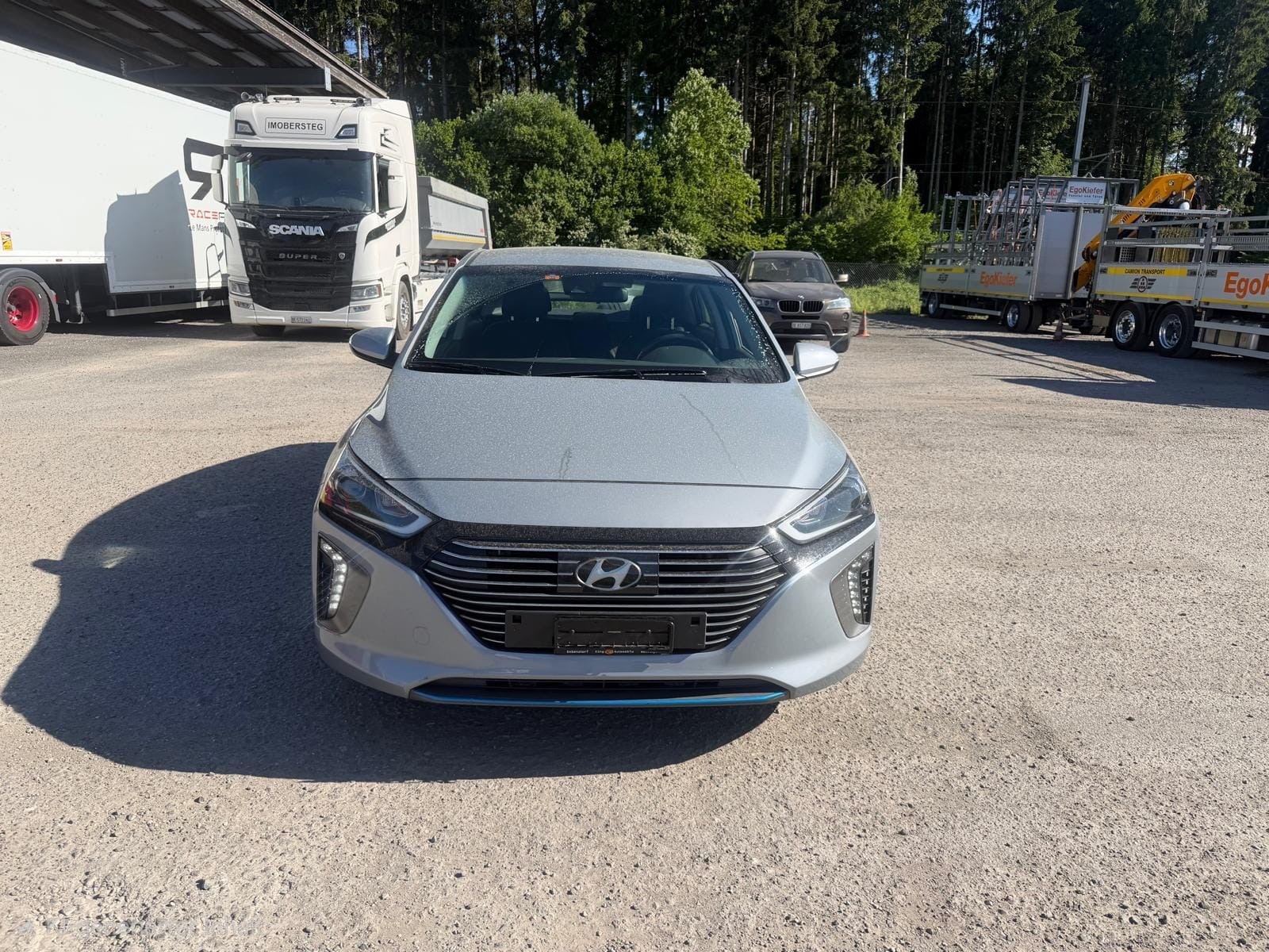 HYUNDAI Ioniq 1.6 GDi HEV Launch DCT