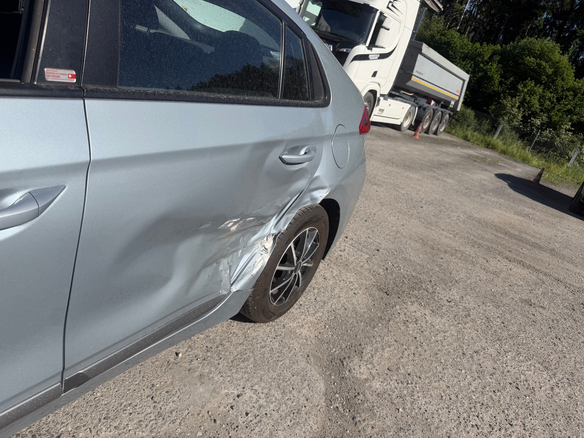HYUNDAI Ioniq 1.6 GDi HEV Launch DCT-image-14