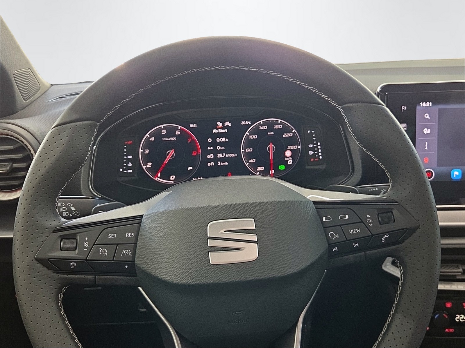 SEAT Ibiza 1.0 TSI 115 Move FR DSG-image-11
