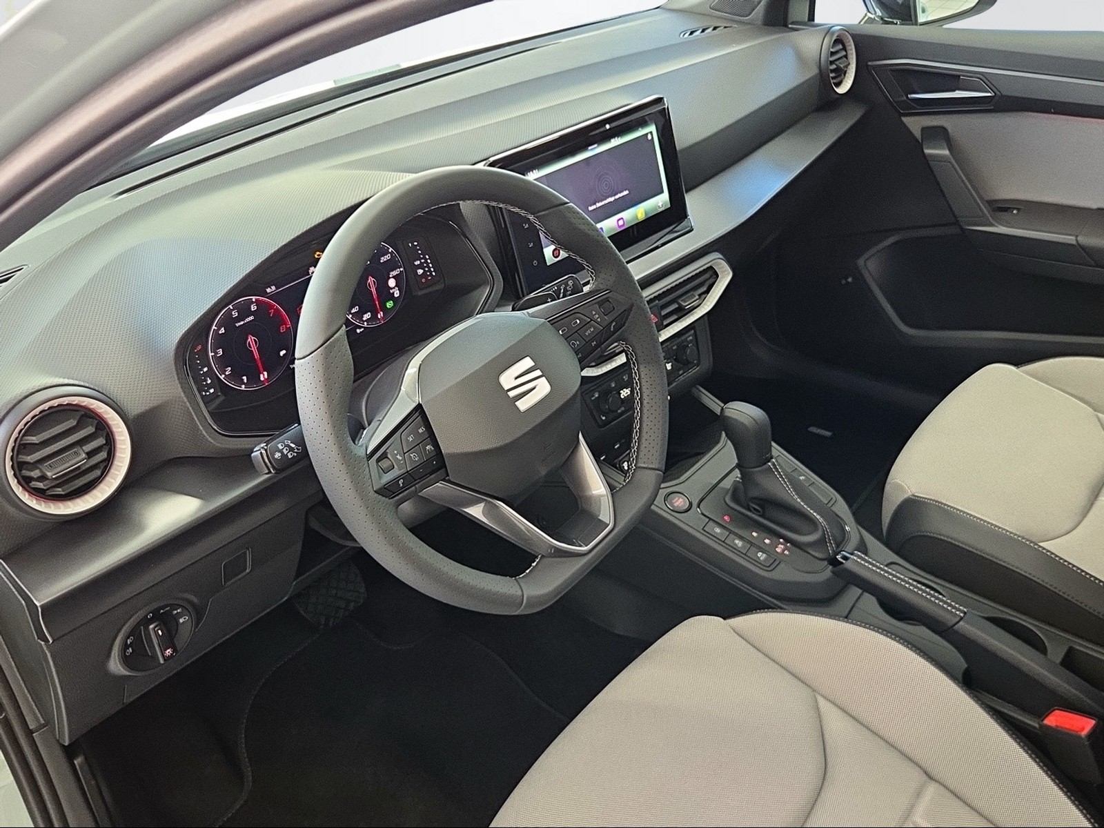 SEAT Ibiza 1.0 TSI 115 Move FR DSG-image-7