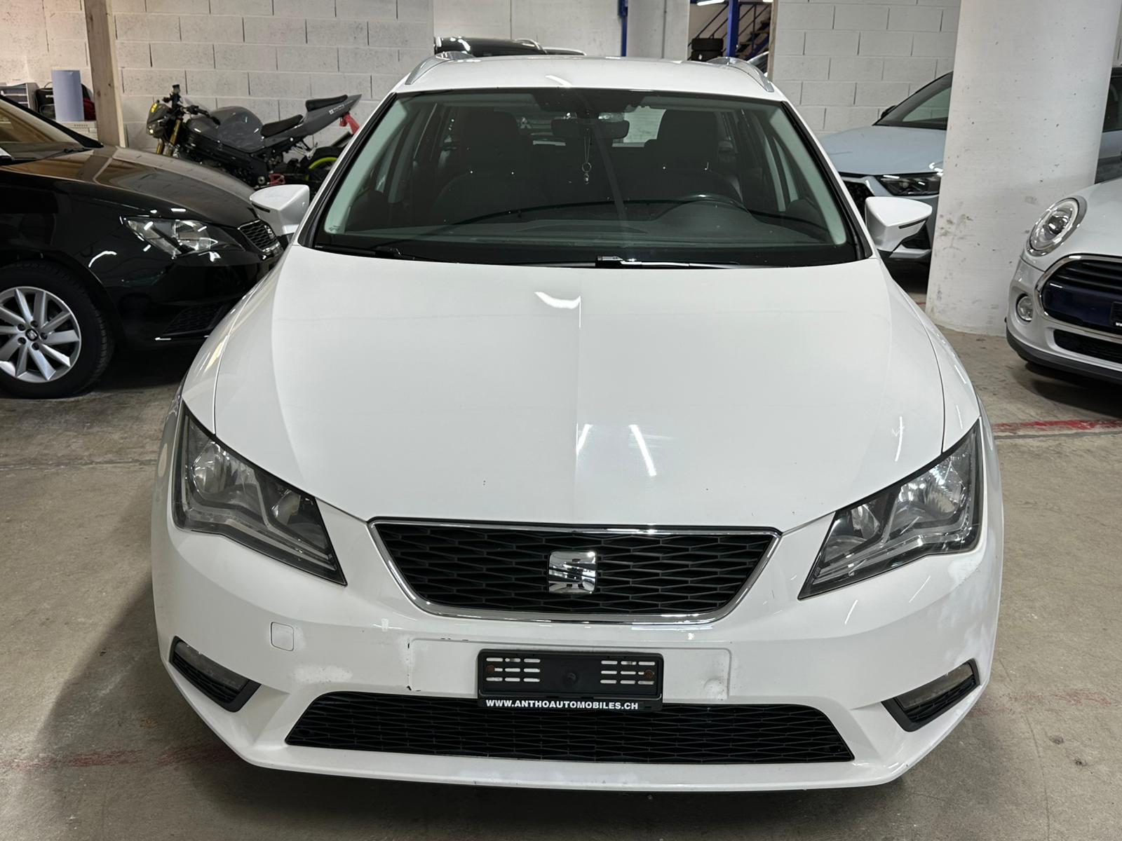 SEAT Leon ST 1.6 TDI Style 4Drive-image-1