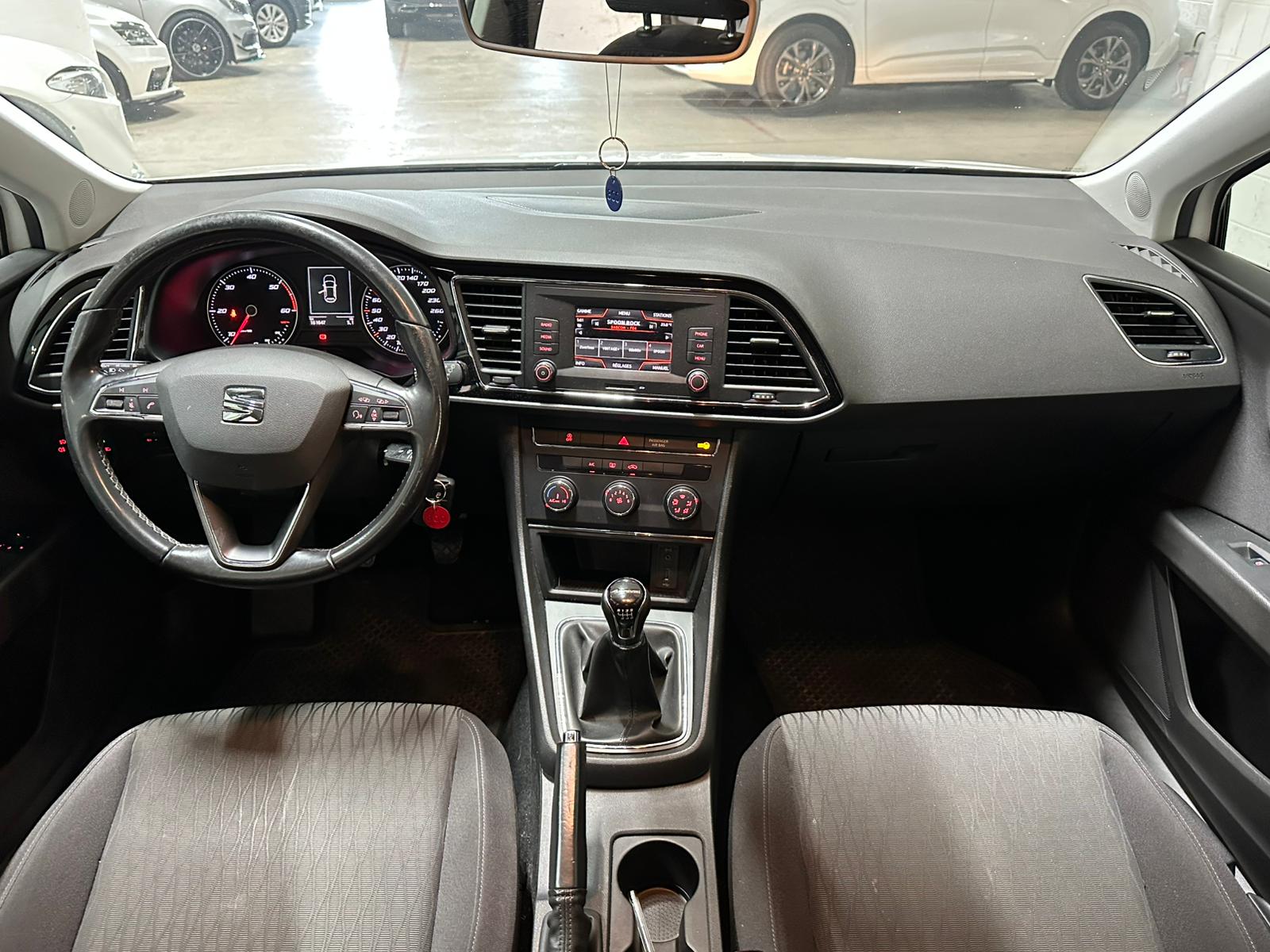 SEAT Leon ST 1.6 TDI Style 4Drive-image-10