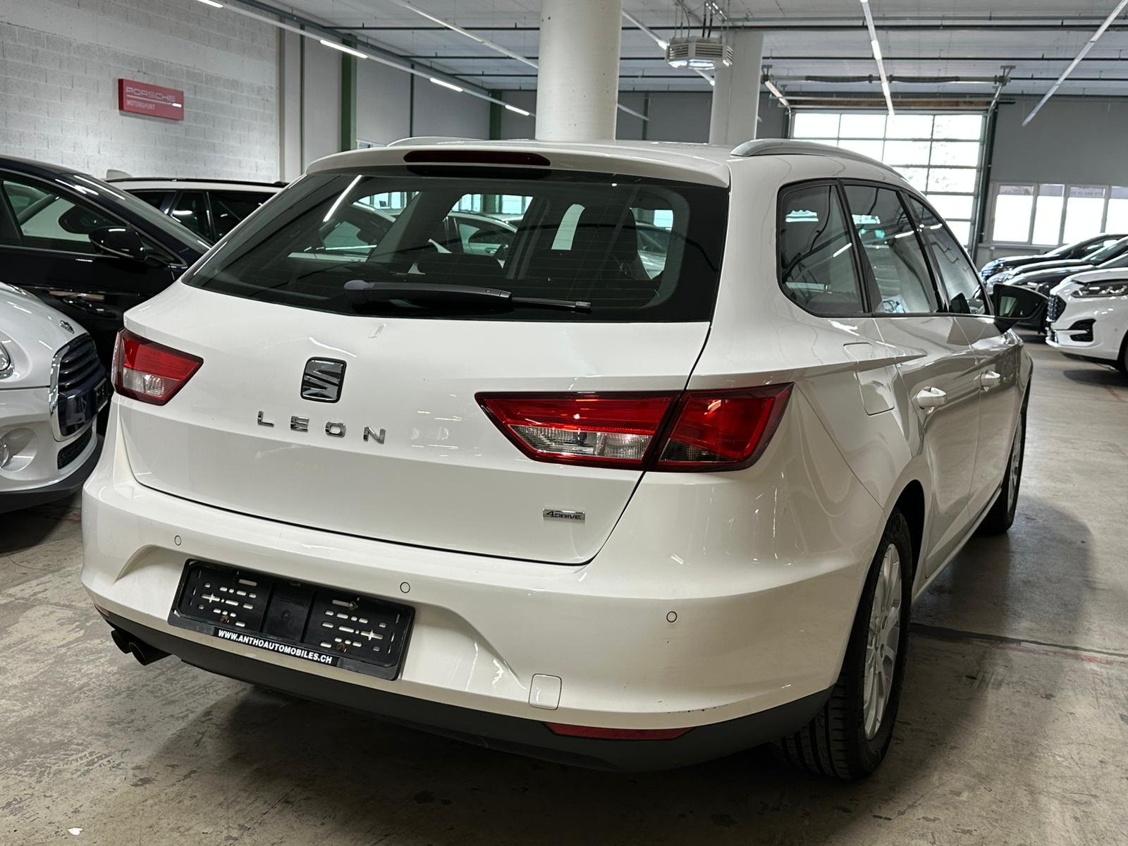 SEAT Leon ST 1.6 TDI Style 4Drive-image-3