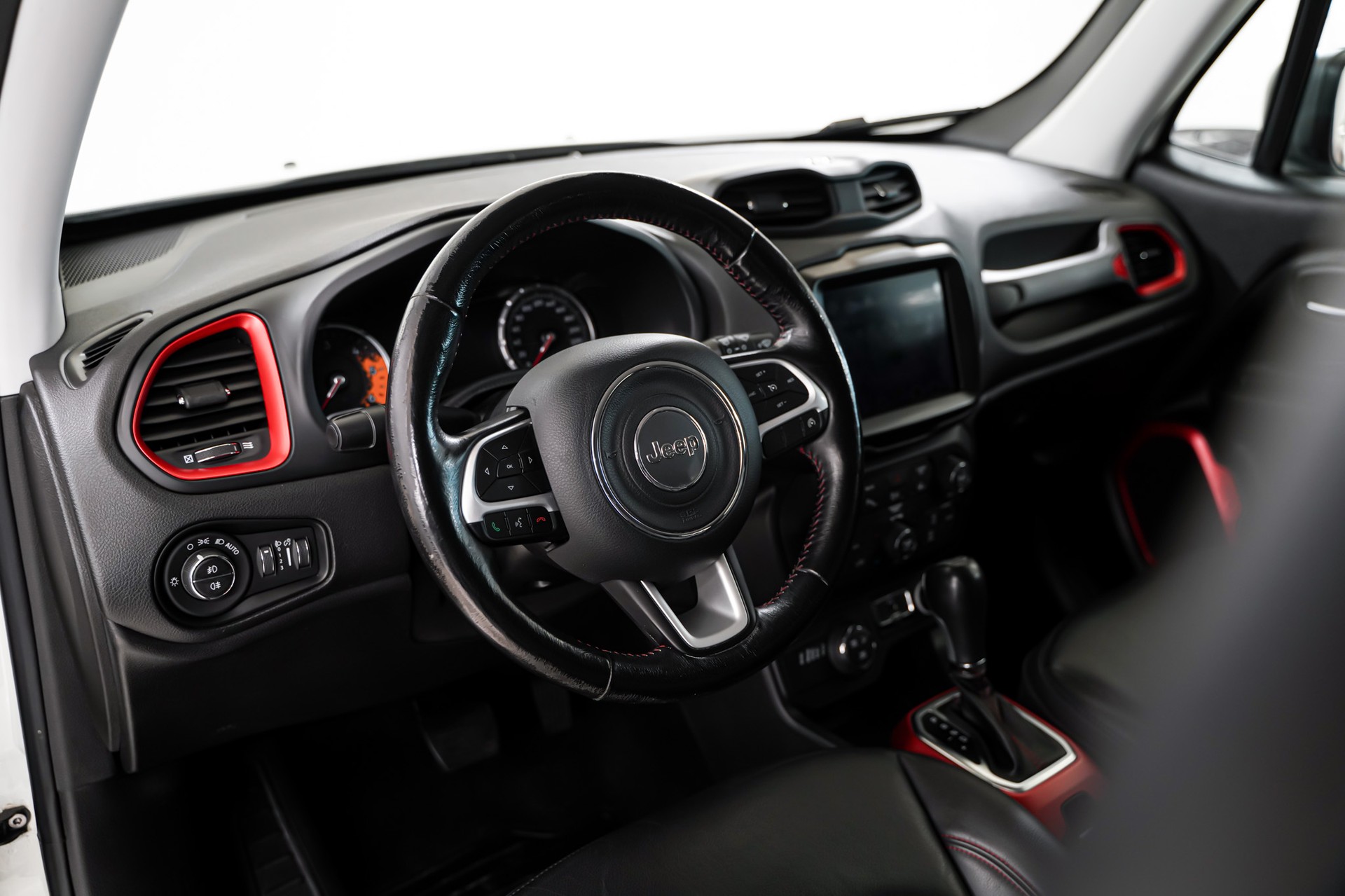 JEEP Renegade 2.0 CRD Trailhawk AWD + Low Range 9ATX-image-9