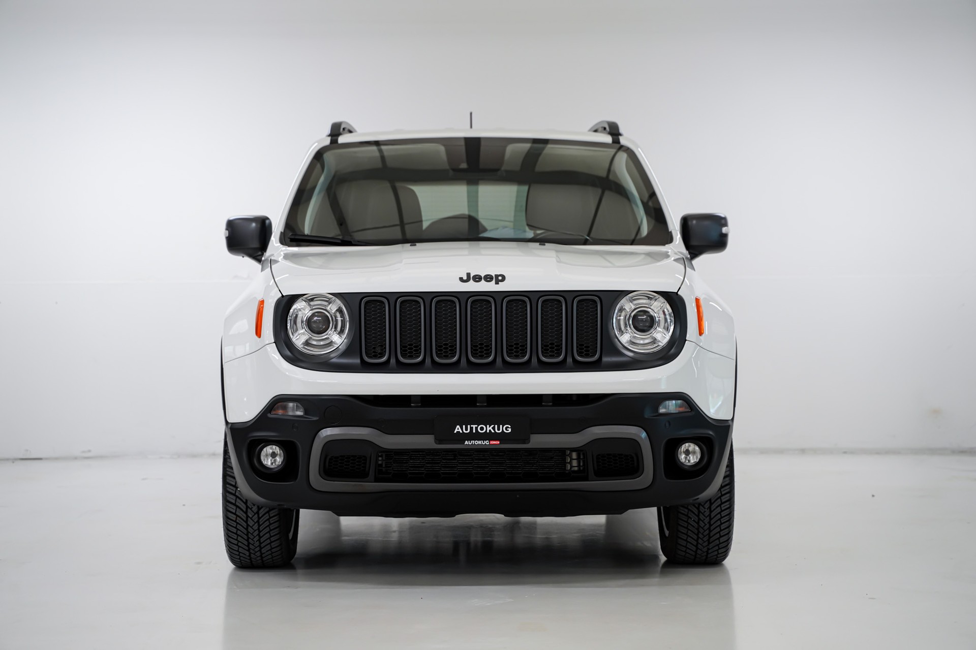 JEEP Renegade 2.0 CRD Trailhawk AWD + Low Range 9ATX-showroom-element-1