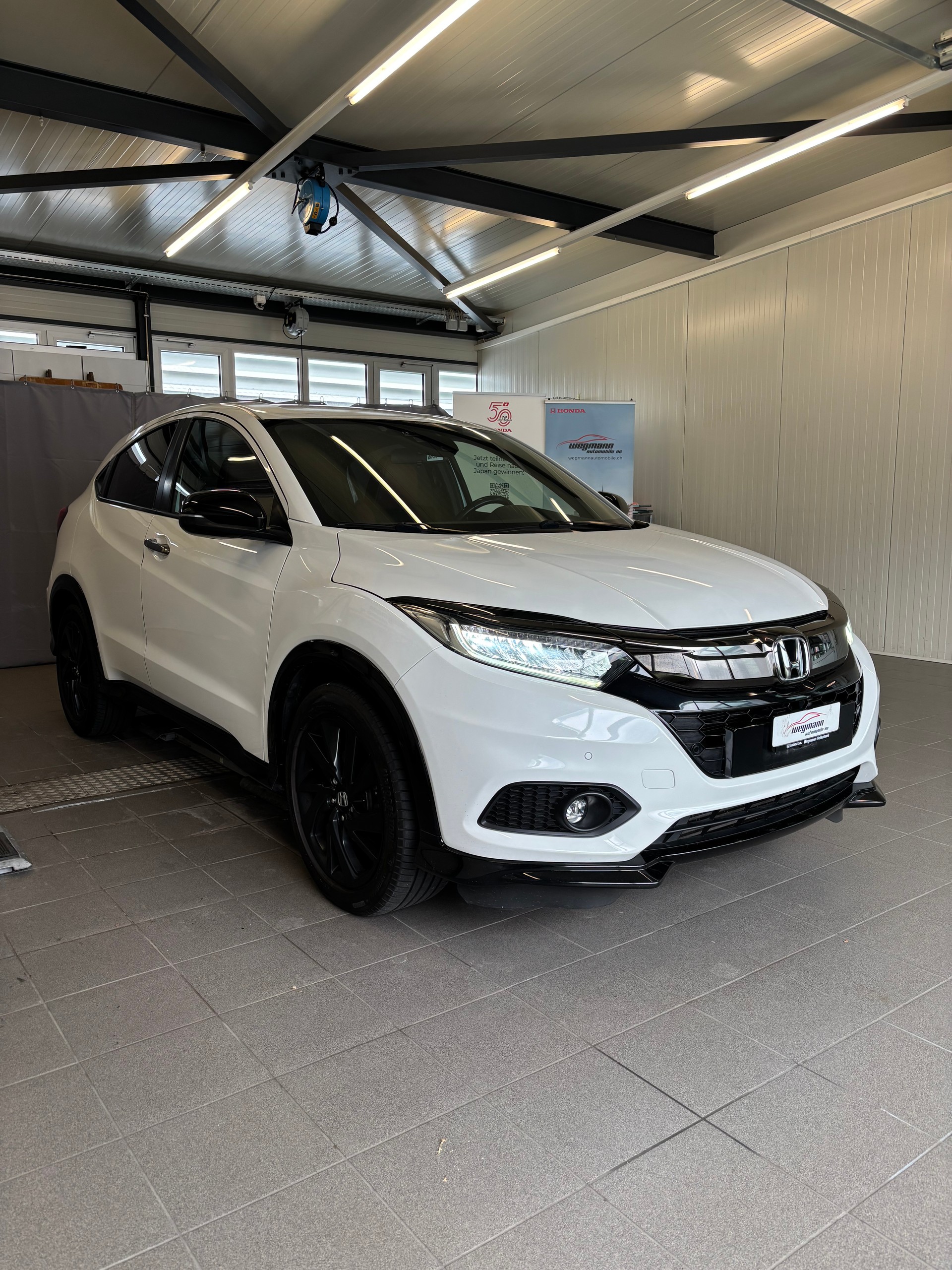 HONDA HR-V 1.5i-VTEC Turbo CVT-showroom-element-2