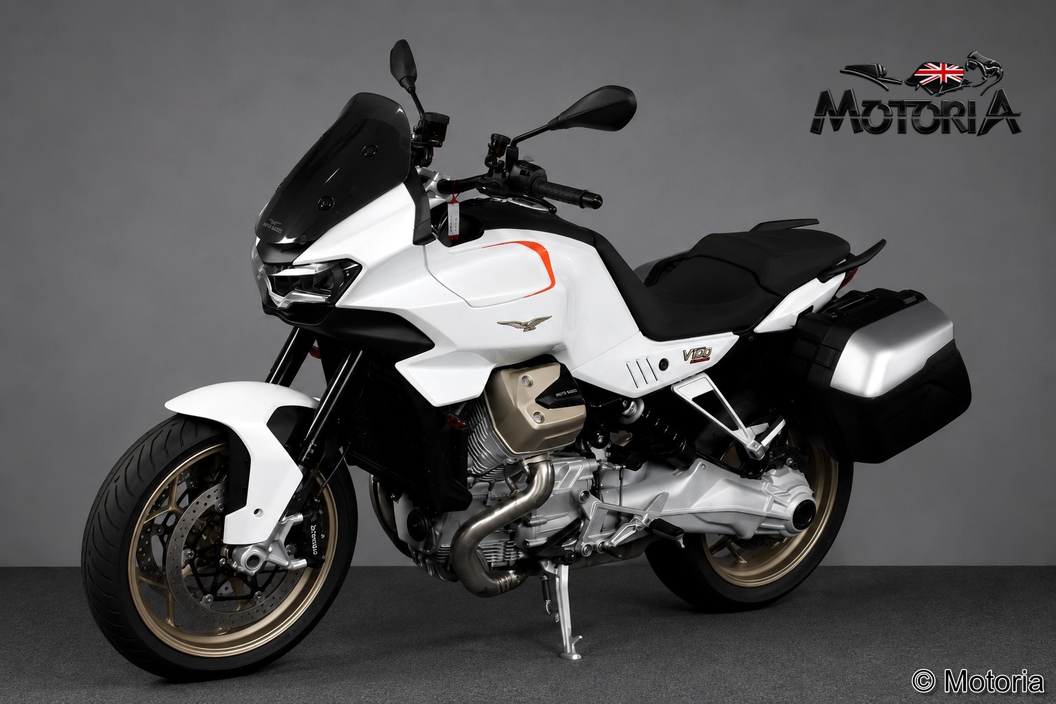 MOTO GUZZI V100 Mandello S-showroom-element-1