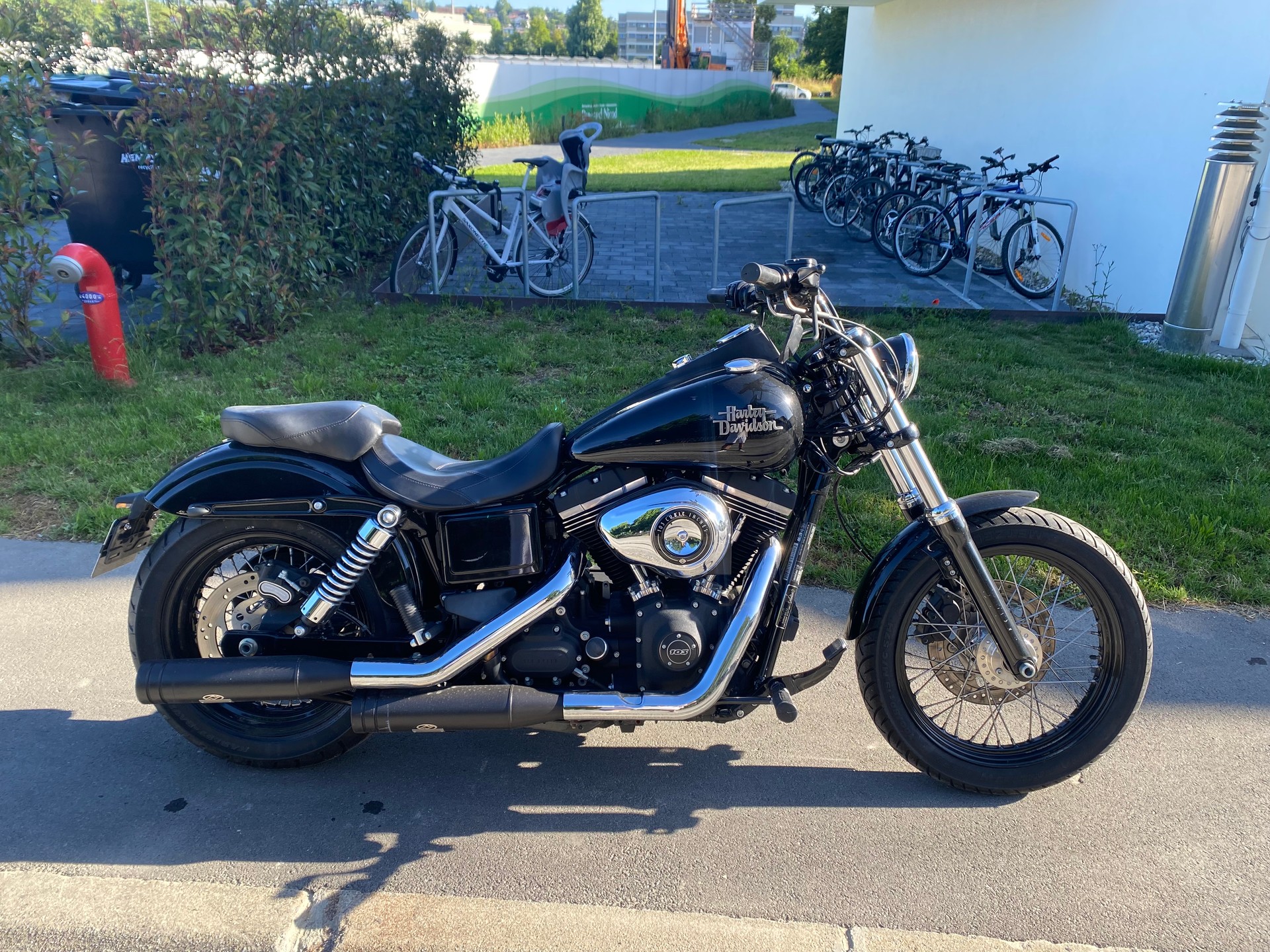 HARLEY-DAVIDSON FXDB Dyna Street Bob 103 ABS-image-0