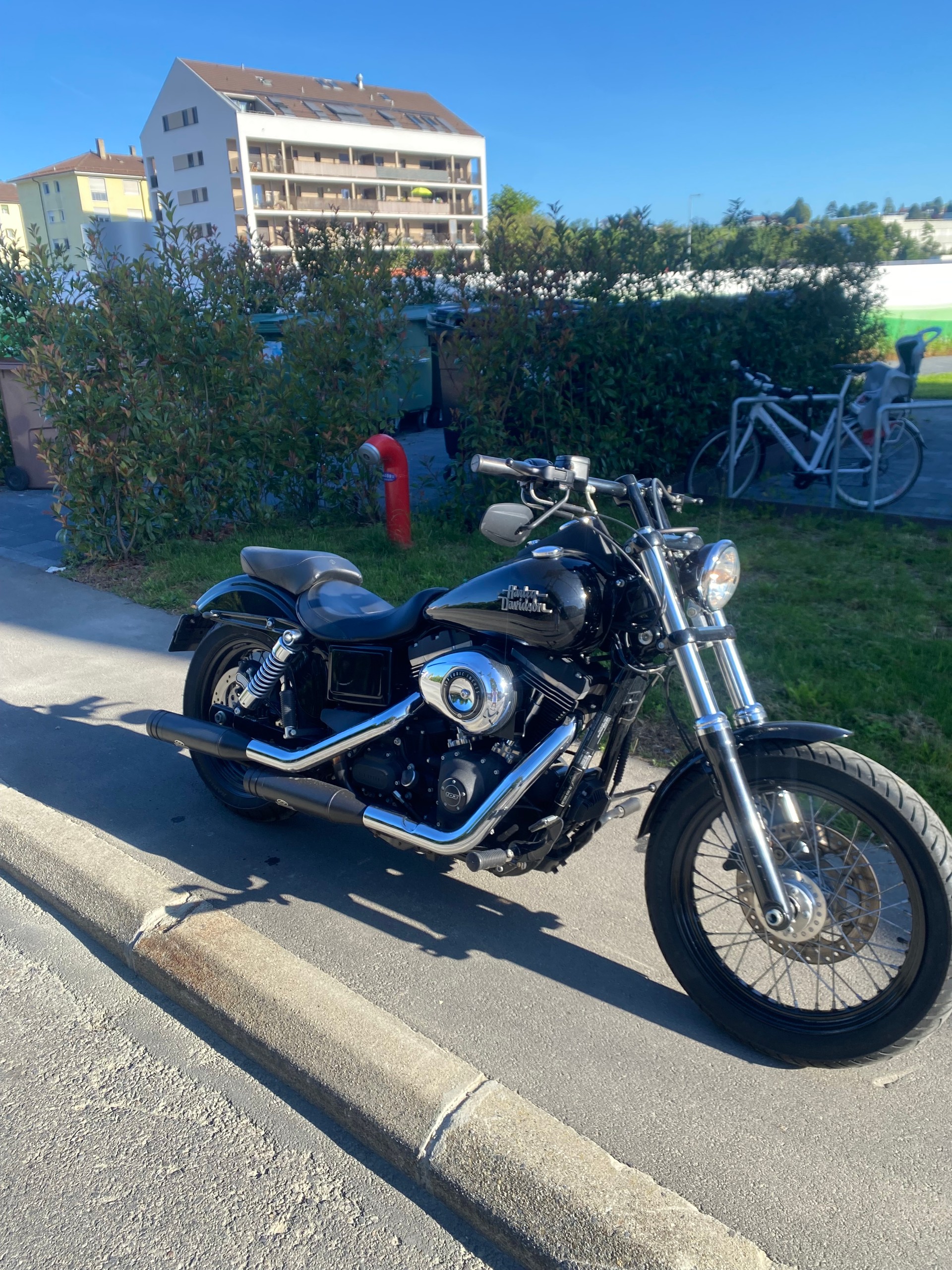 HARLEY-DAVIDSON FXDB Dyna Street Bob 103 ABS-image-2