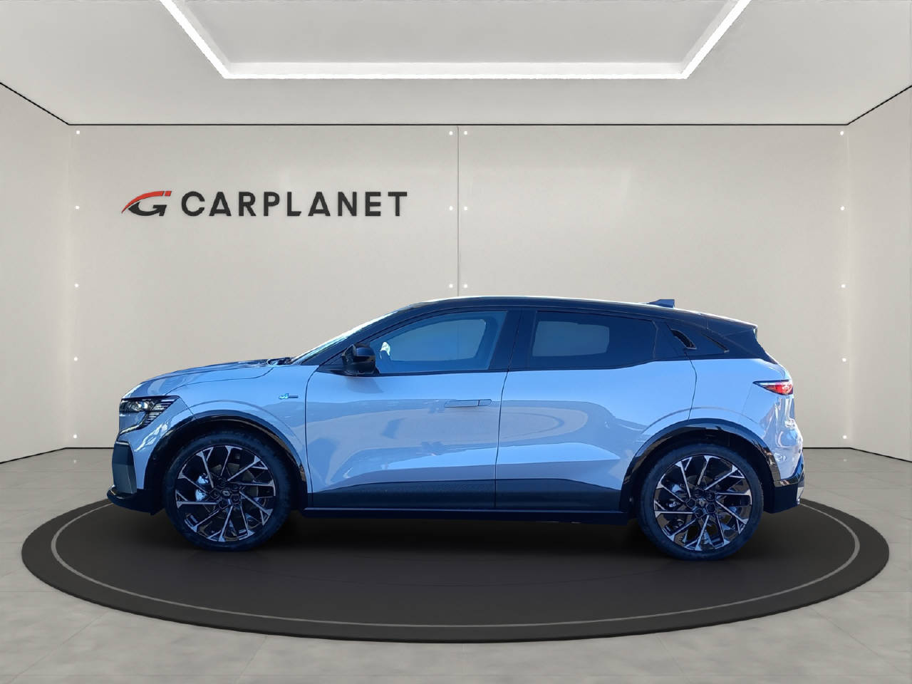 RENAULT Mégane E-Tech esprit Alpine-showroom-element-1