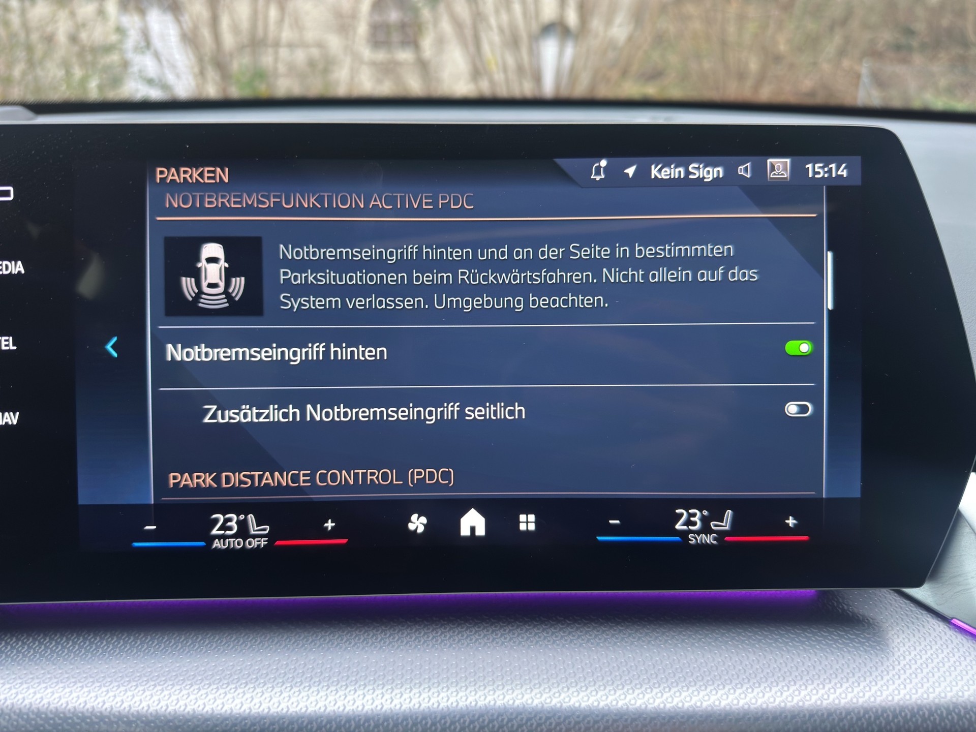 BMW X1 sDrive 20d 48V M Sport Innovationspaket-image-19