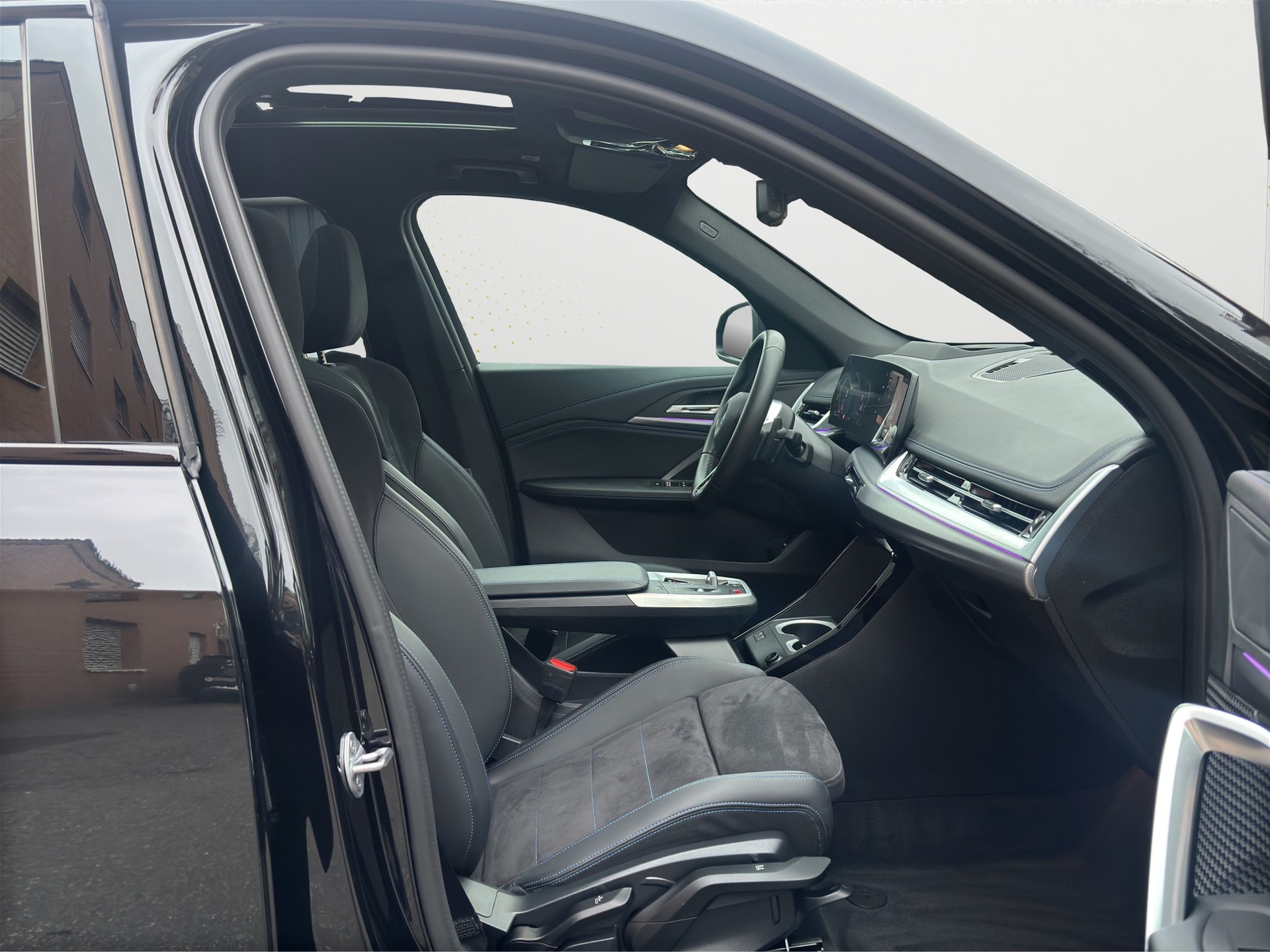 BMW X1 sDrive 20d 48V M Sport Innovationspaket-image-11