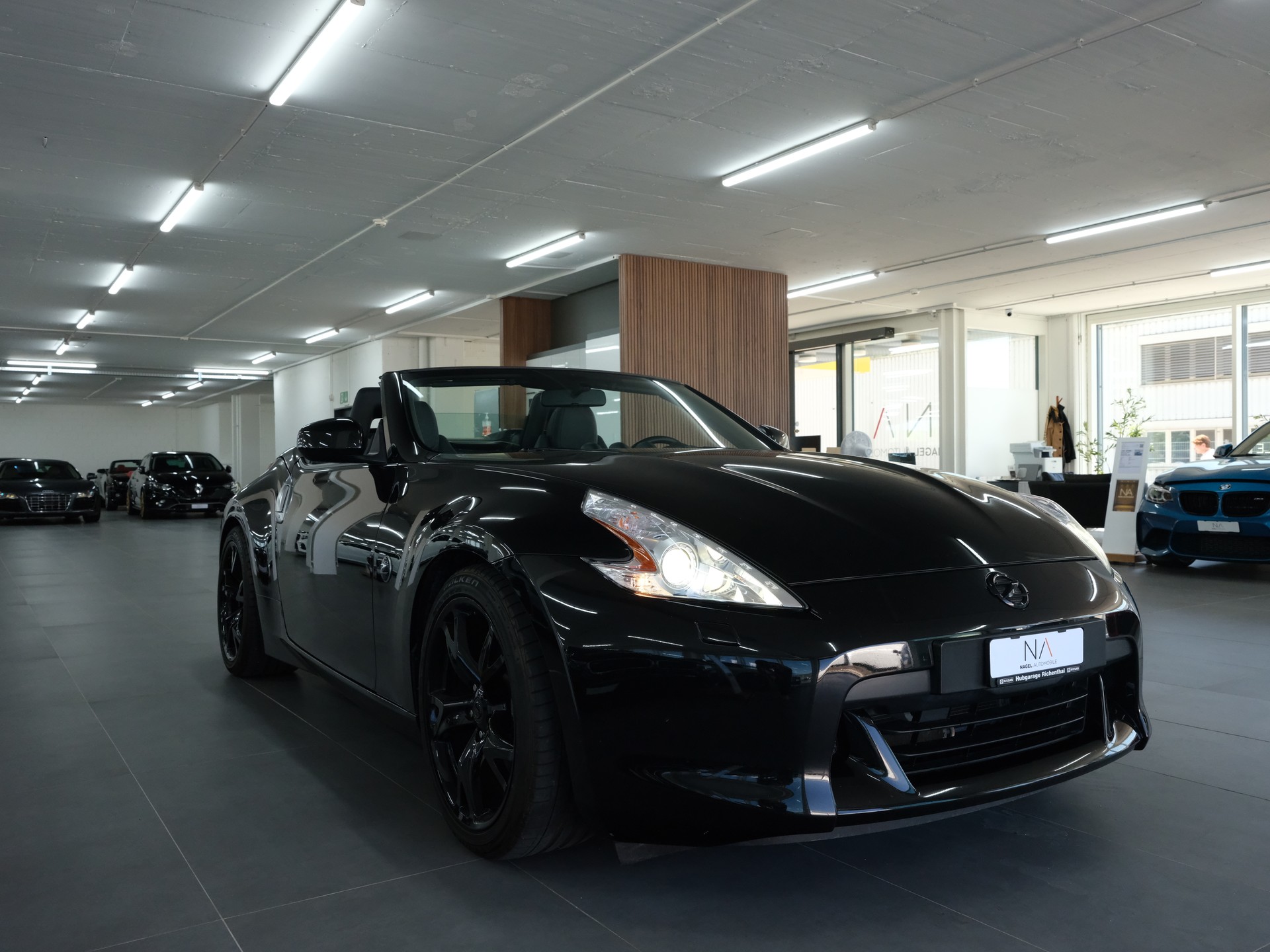 NISSAN 370 Z Roadster Pack *Sportabgassanlage*-showroom-element-1