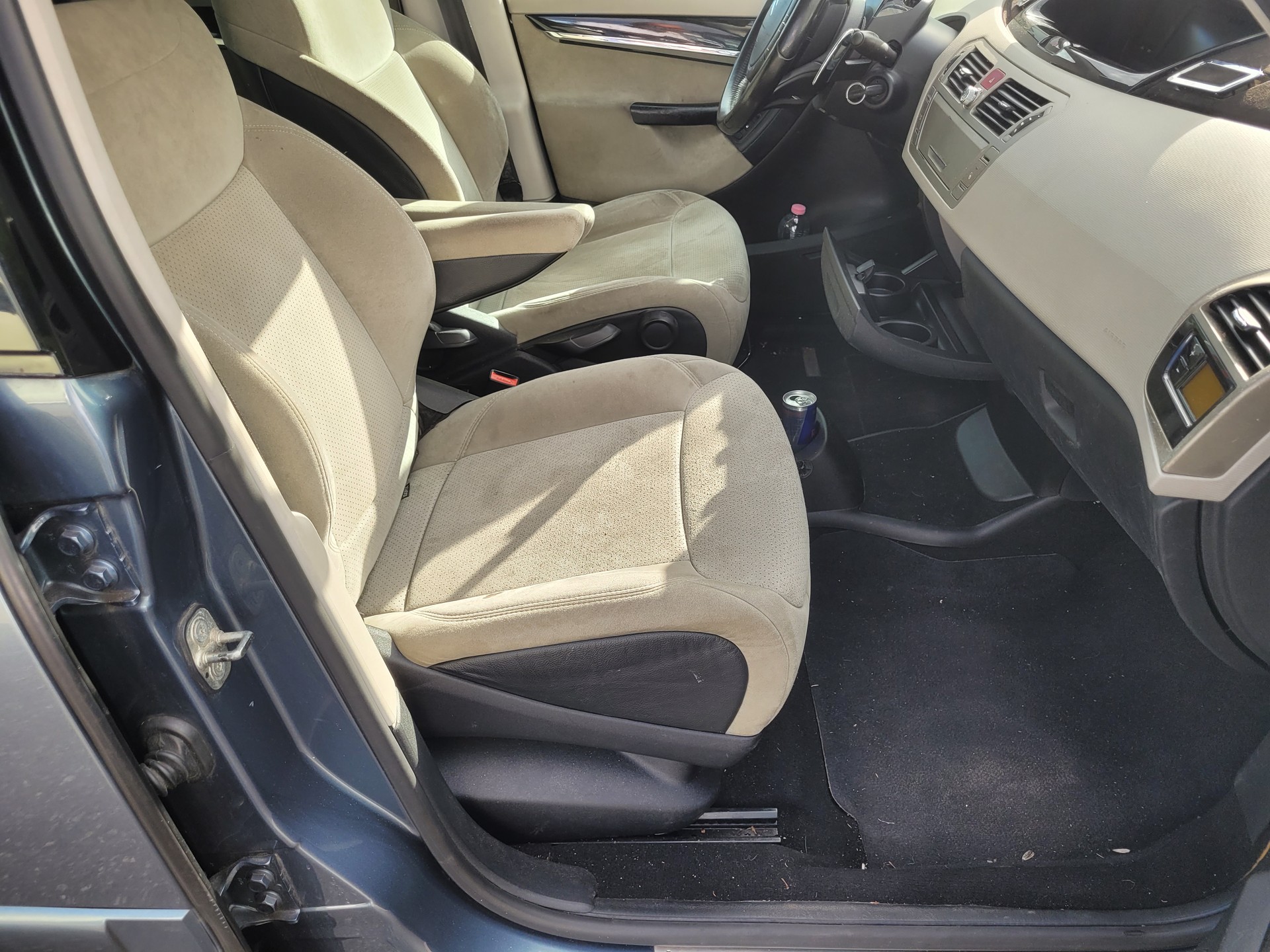 CITROEN Grand C4 Picasso 2.0 HDI Exclusive BMP6-image-11