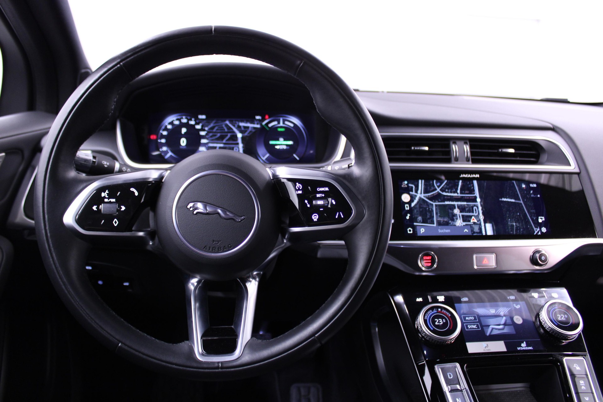 JAGUAR I-Pace EV400 S AWD-image-5