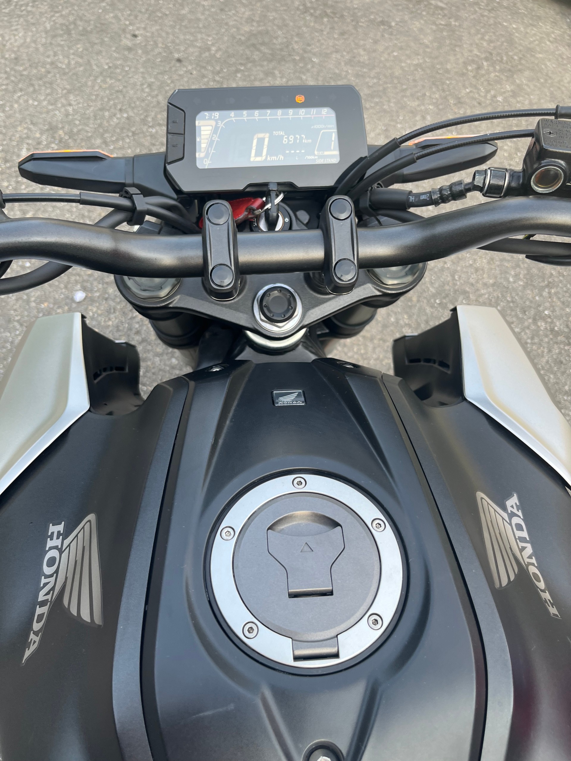 HONDA CB 125 R-image-5