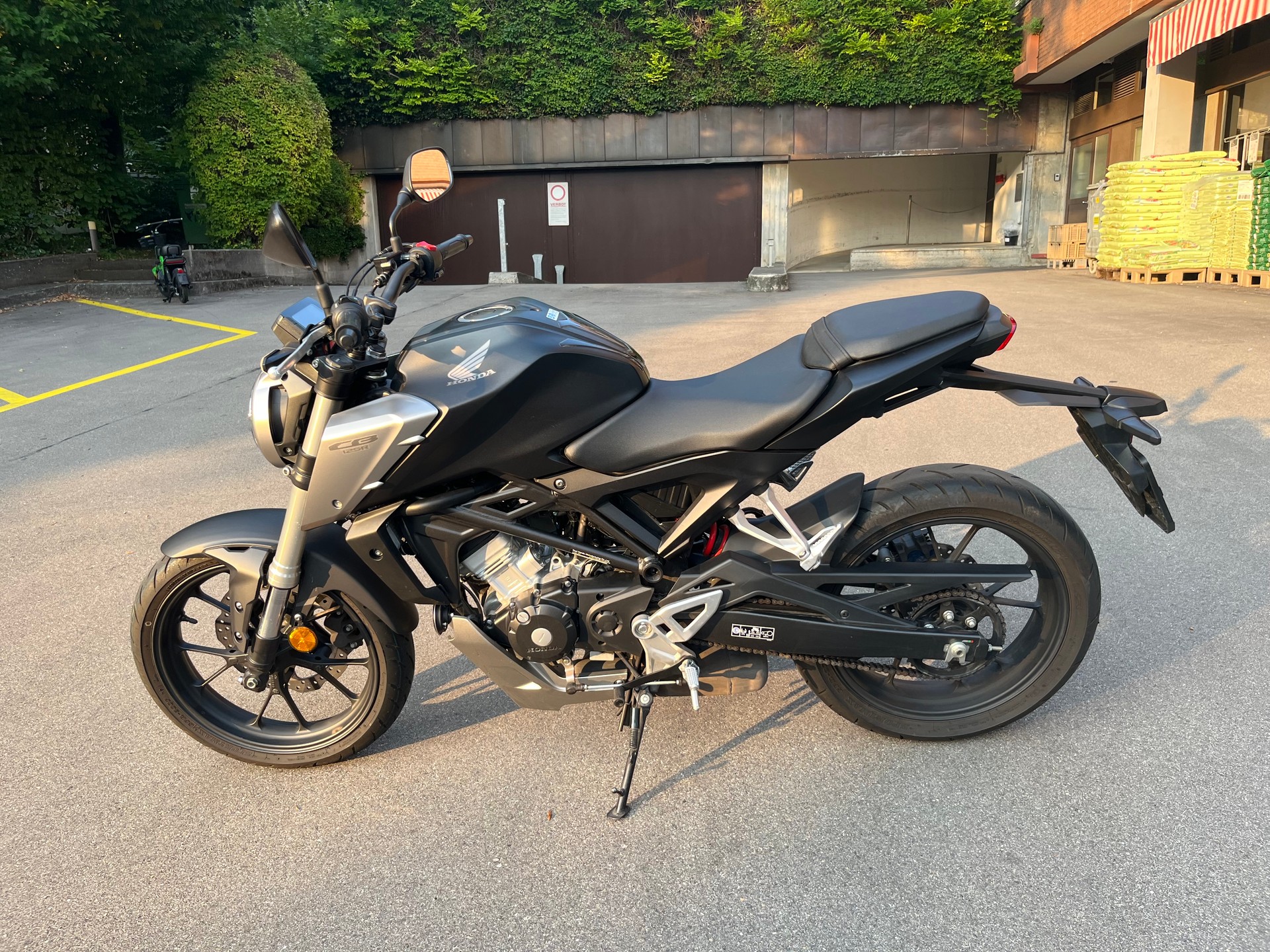 HONDA CB 125 R-image-2