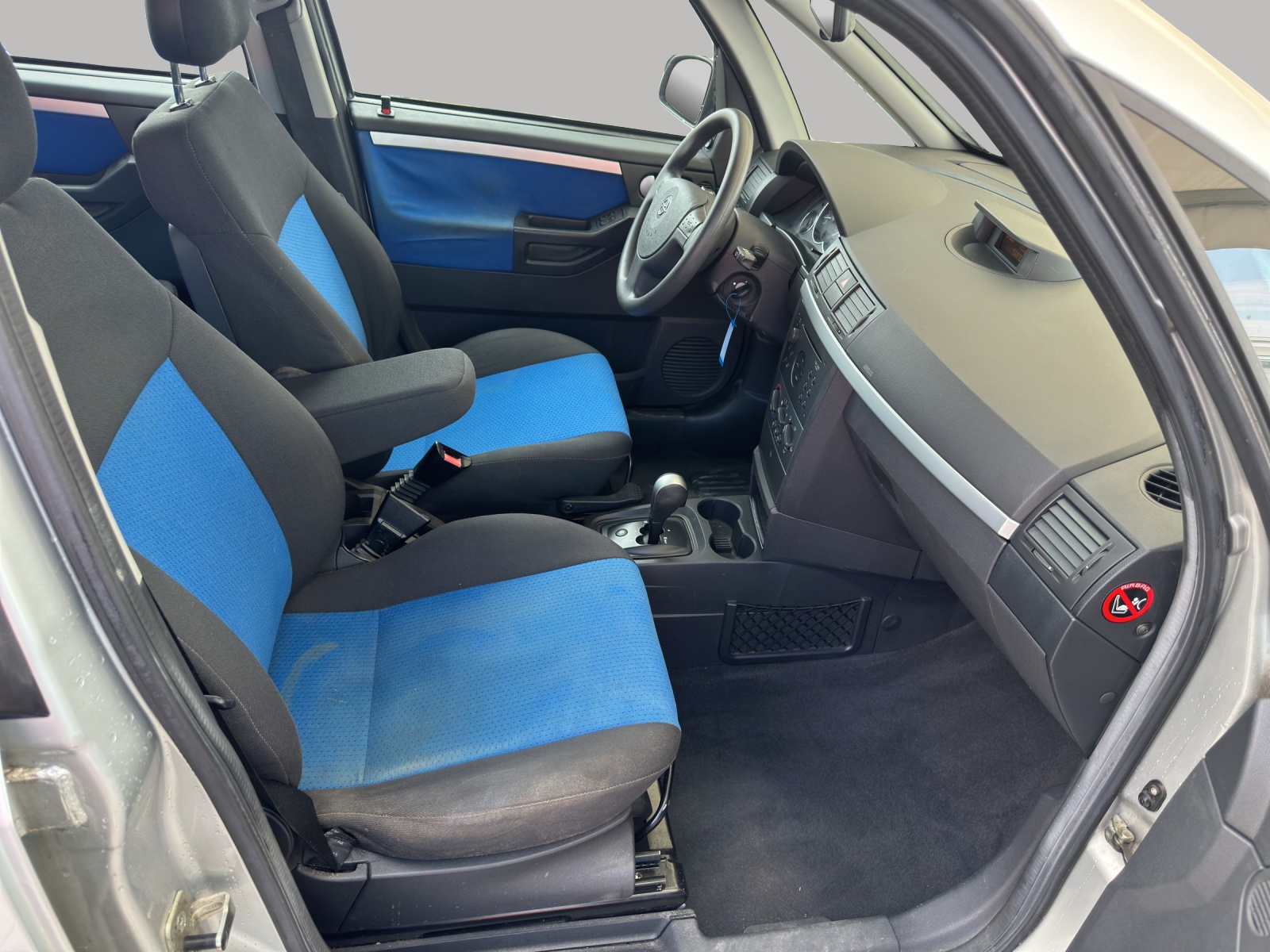 OPEL Meriva 1.6i-16 TP Cosmo-image-10