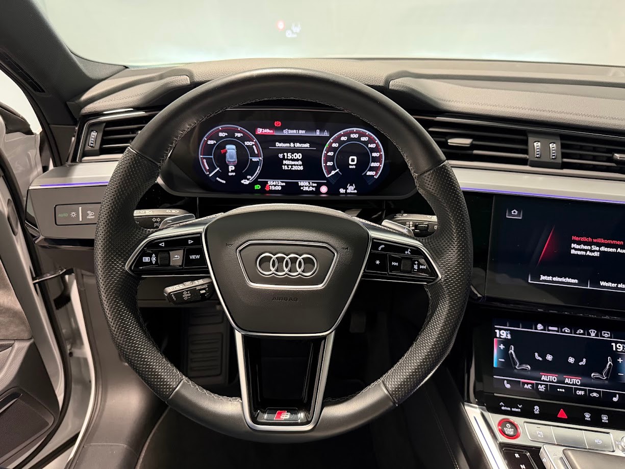 AUDI e-tron S quattro-image-5