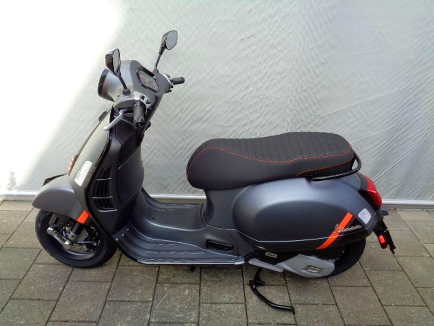PIAGGIO VESPA GTS 125 RST SUPER SPORT-image-0
