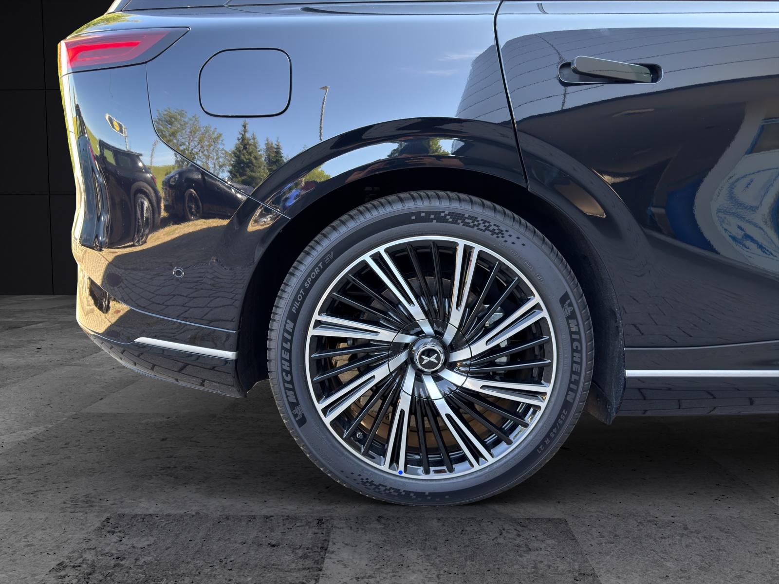 XPENG G9 Performance AWD-image-19