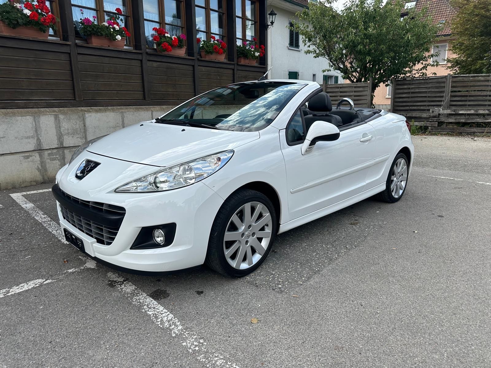 PEUGEOT 207 CC 1.6 16V Sport-image-7