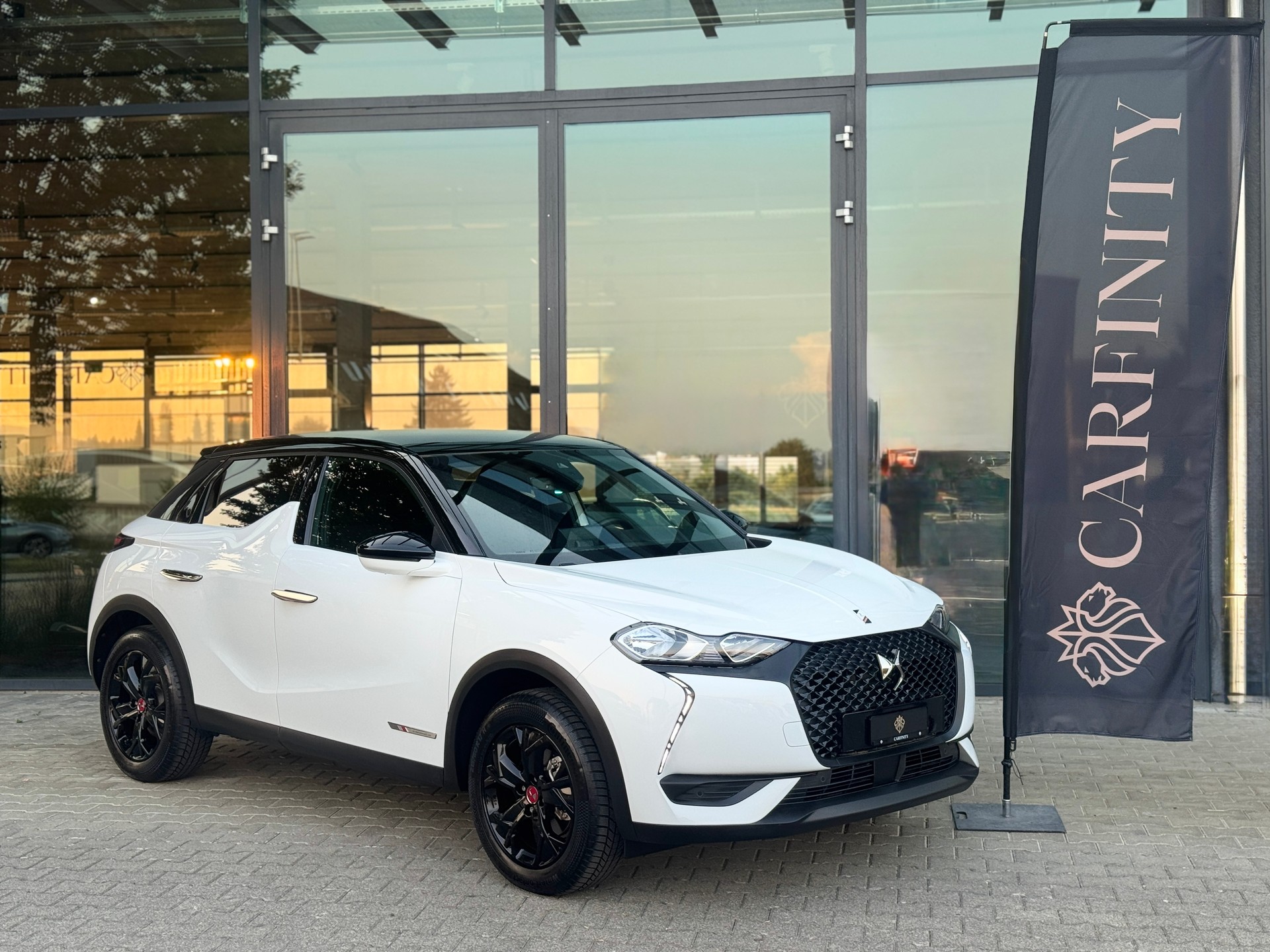 DS AUTOMOBILES DS 3 Crossback E-Tense 136 Performance Line