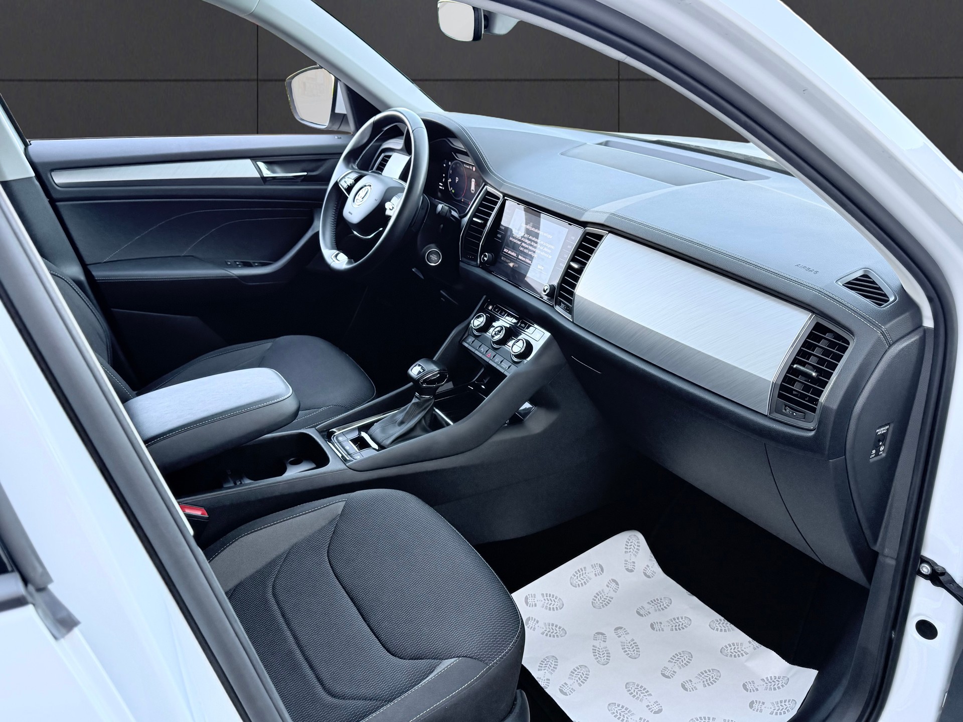 SKODA Kodiaq 2.0 TDI CR Ambition 4x4 DSG-image-10