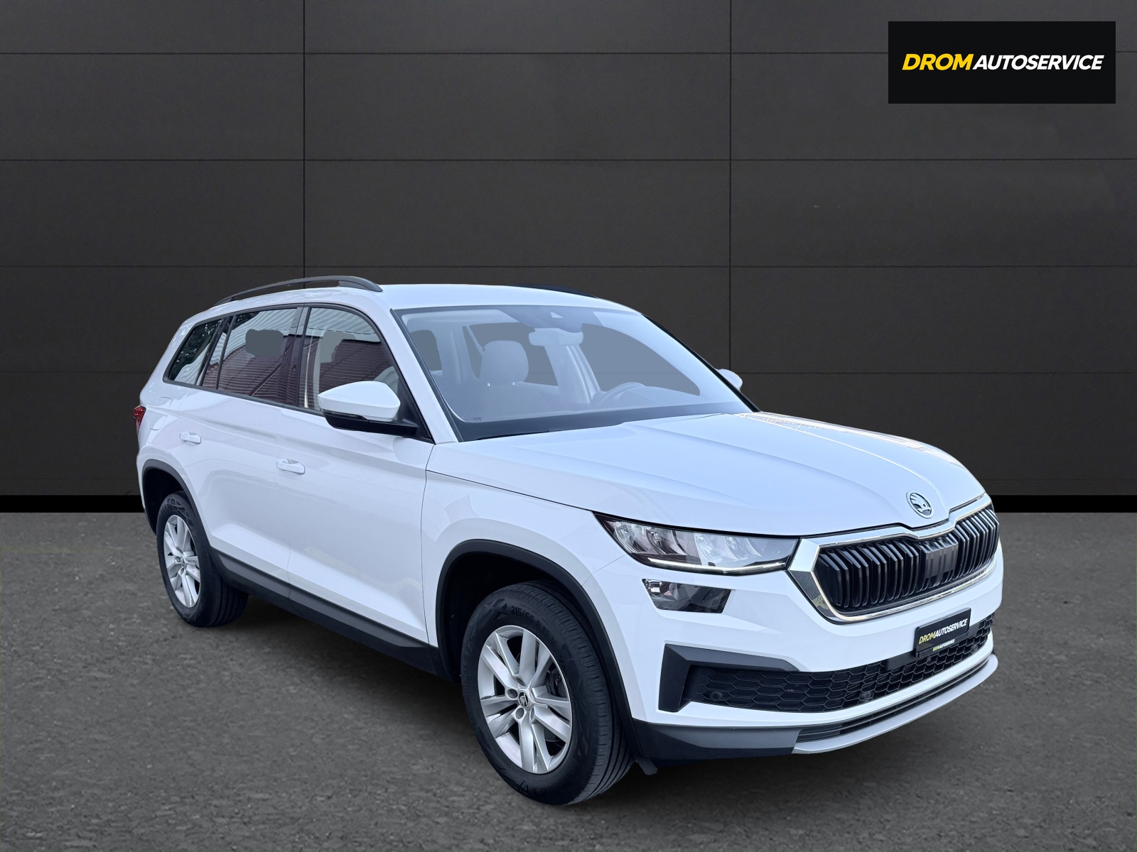 SKODA Kodiaq 2.0 TDI CR Ambition 4x4 DSG-showroom-element-1