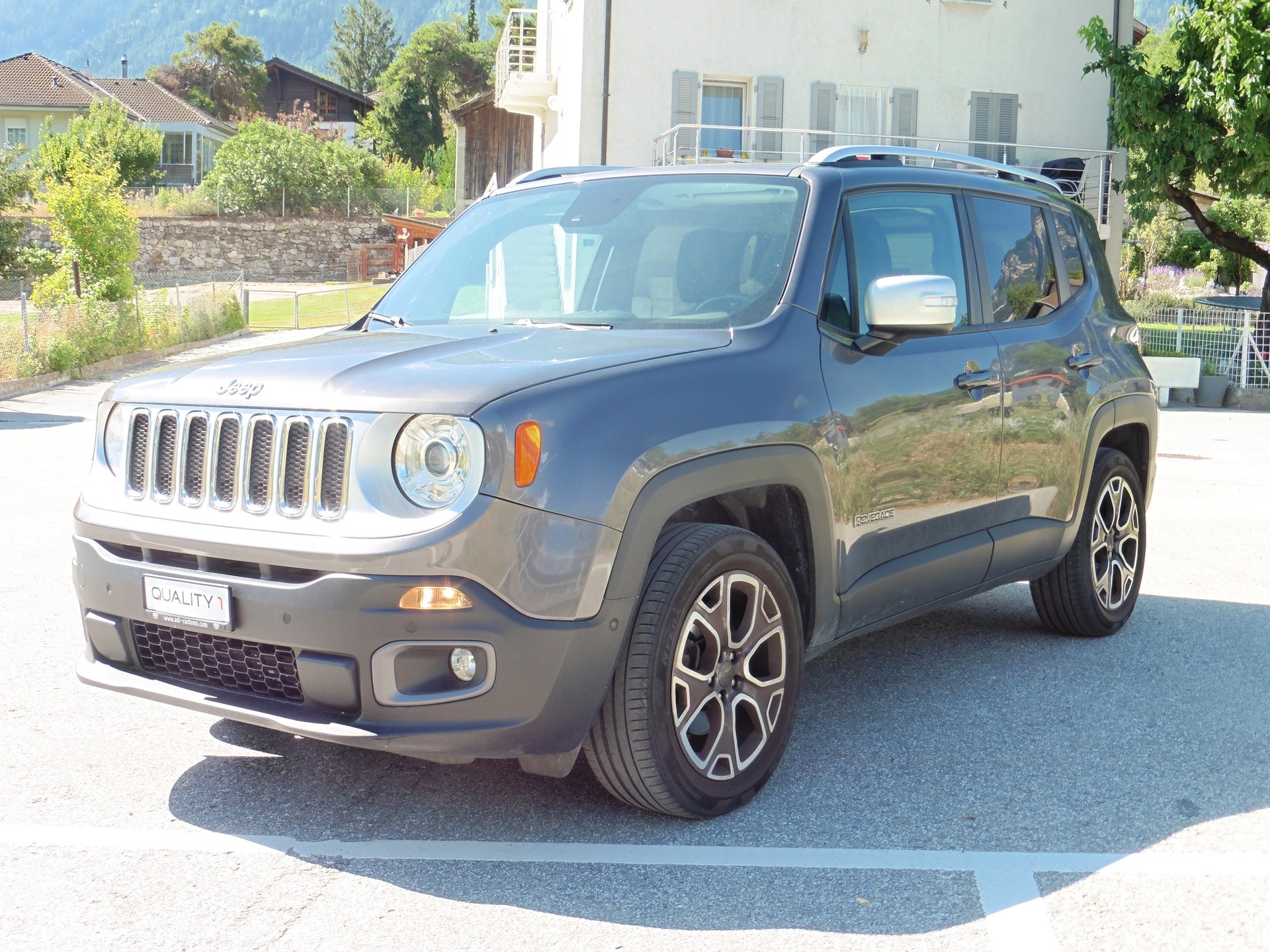 JEEP Renegade 1.4 Turbo Limited AWD-showroom-element-3