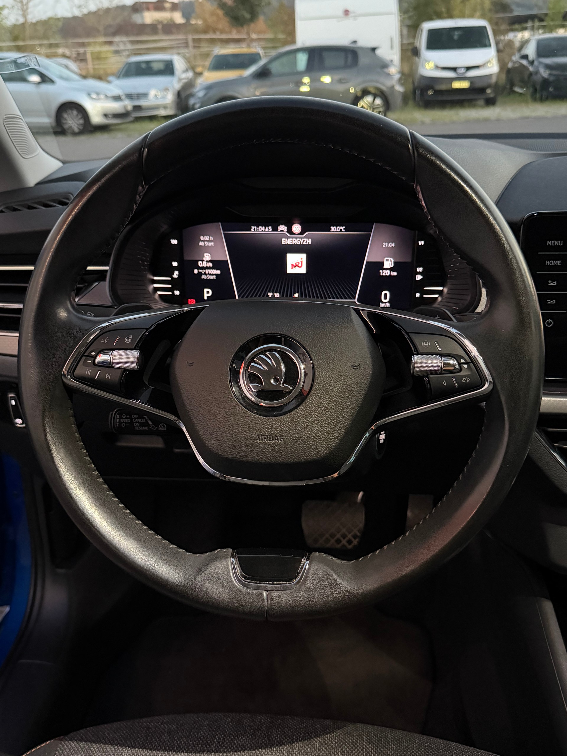 SKODA Scala 1.5 TSI ACT Ambition DSG LEASING FINANZIERUNG MÖGLICH-image-10