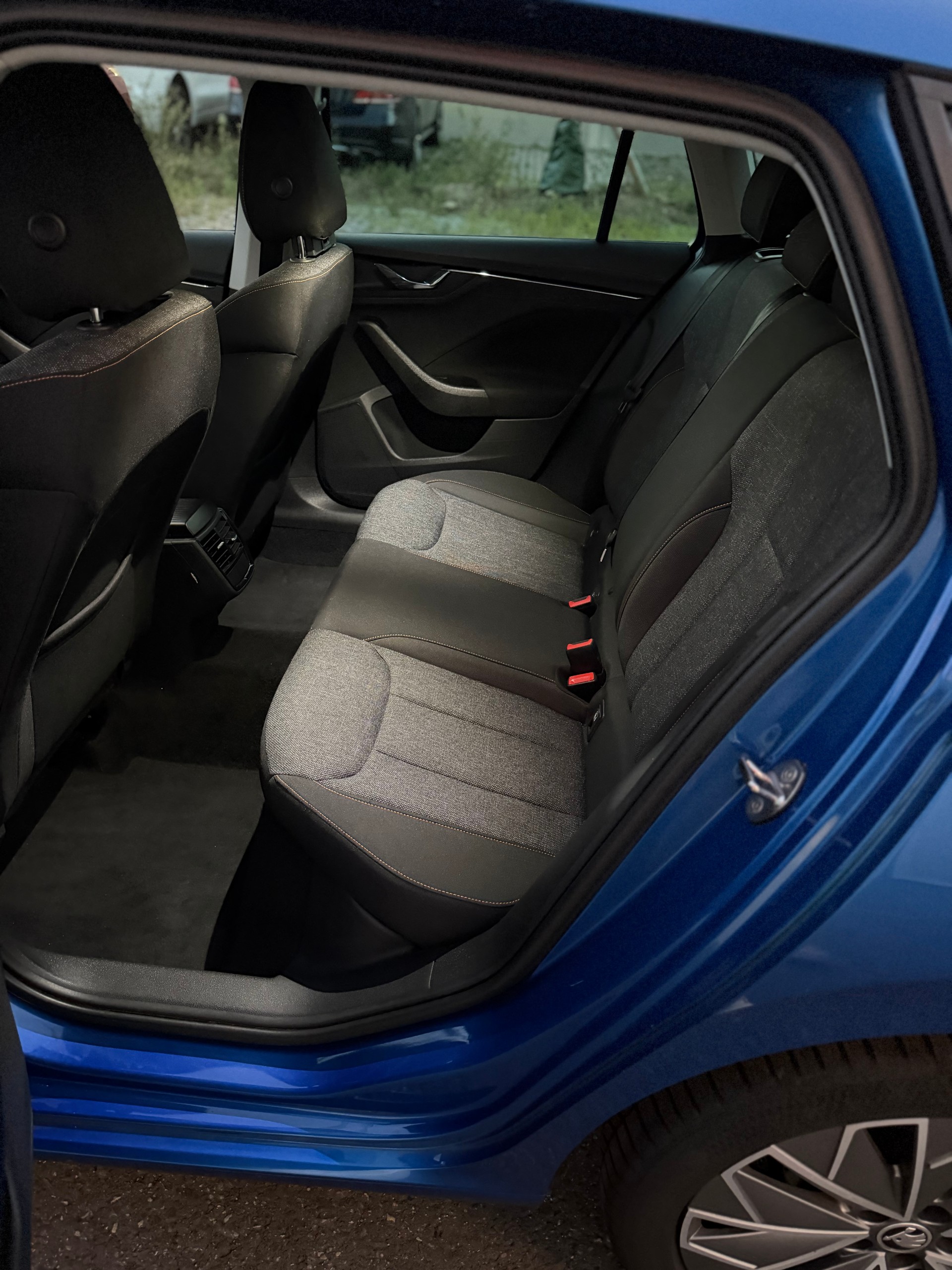 SKODA Scala 1.5 TSI ACT Ambition DSG LEASING FINANZIERUNG MÖGLICH-image-7