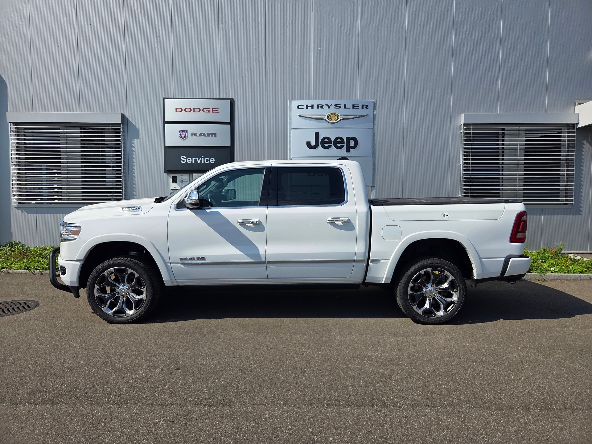 DODGE Ram 1500 5.7 V8 4x4 Limited 396PS / 3.5T AHK