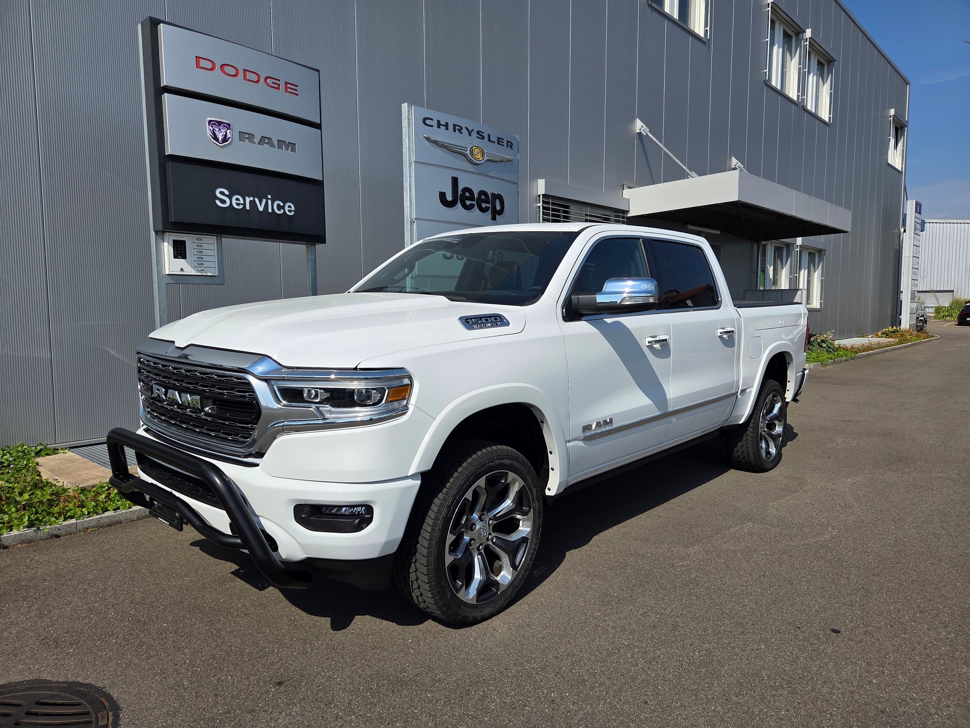 DODGE Ram 1500 5.7 V8 4x4 Limited 396PS / 3.5T AHK-showroom-element-1